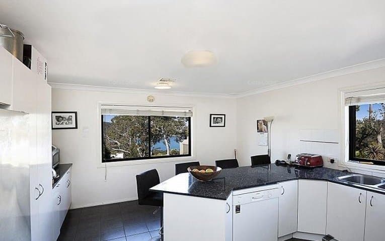 9 Korinya, Castle Cove, Castle Cove - Thumbnail 2