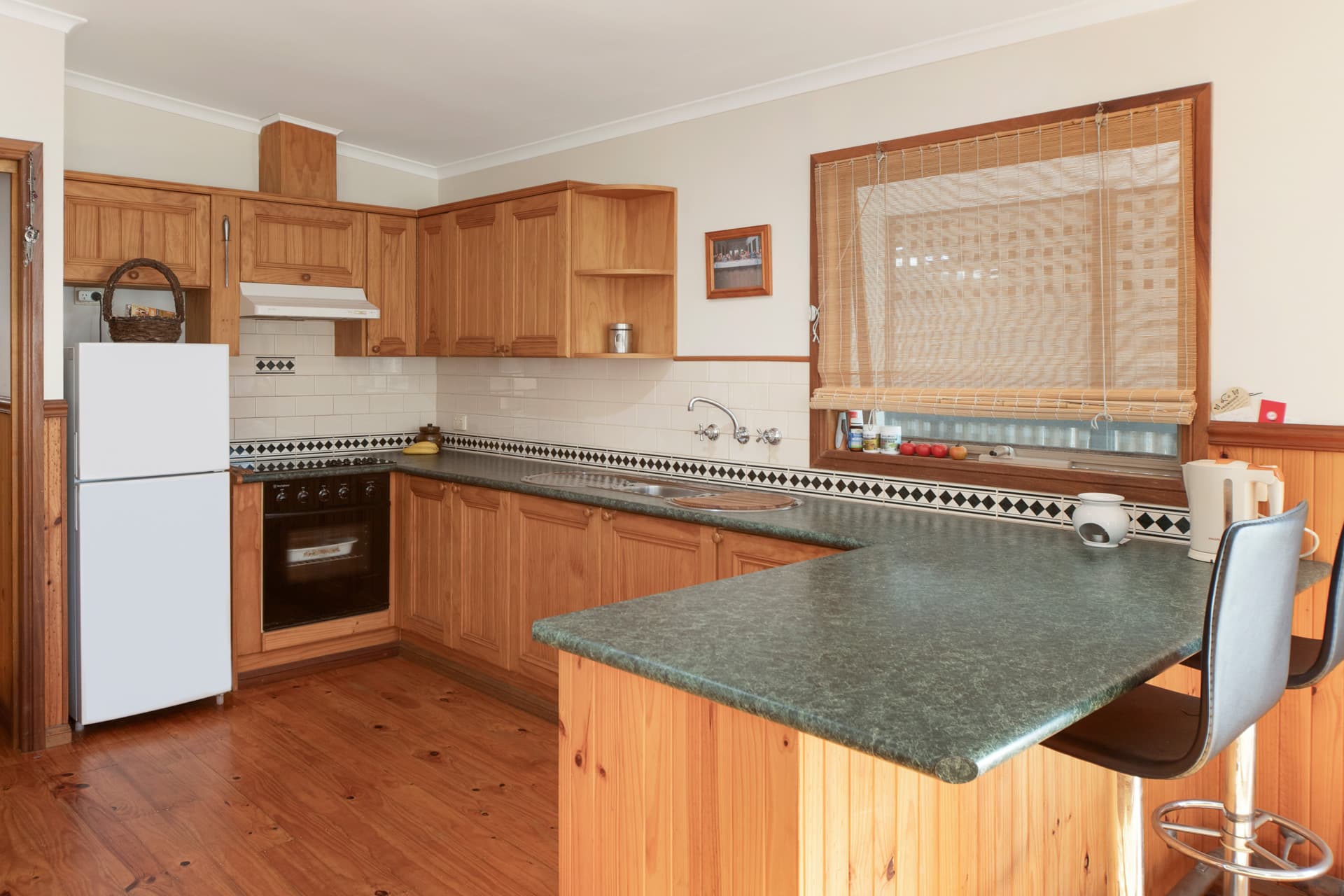 8 Loch Street, Crib Point, Crib Point - Thumbnail 2