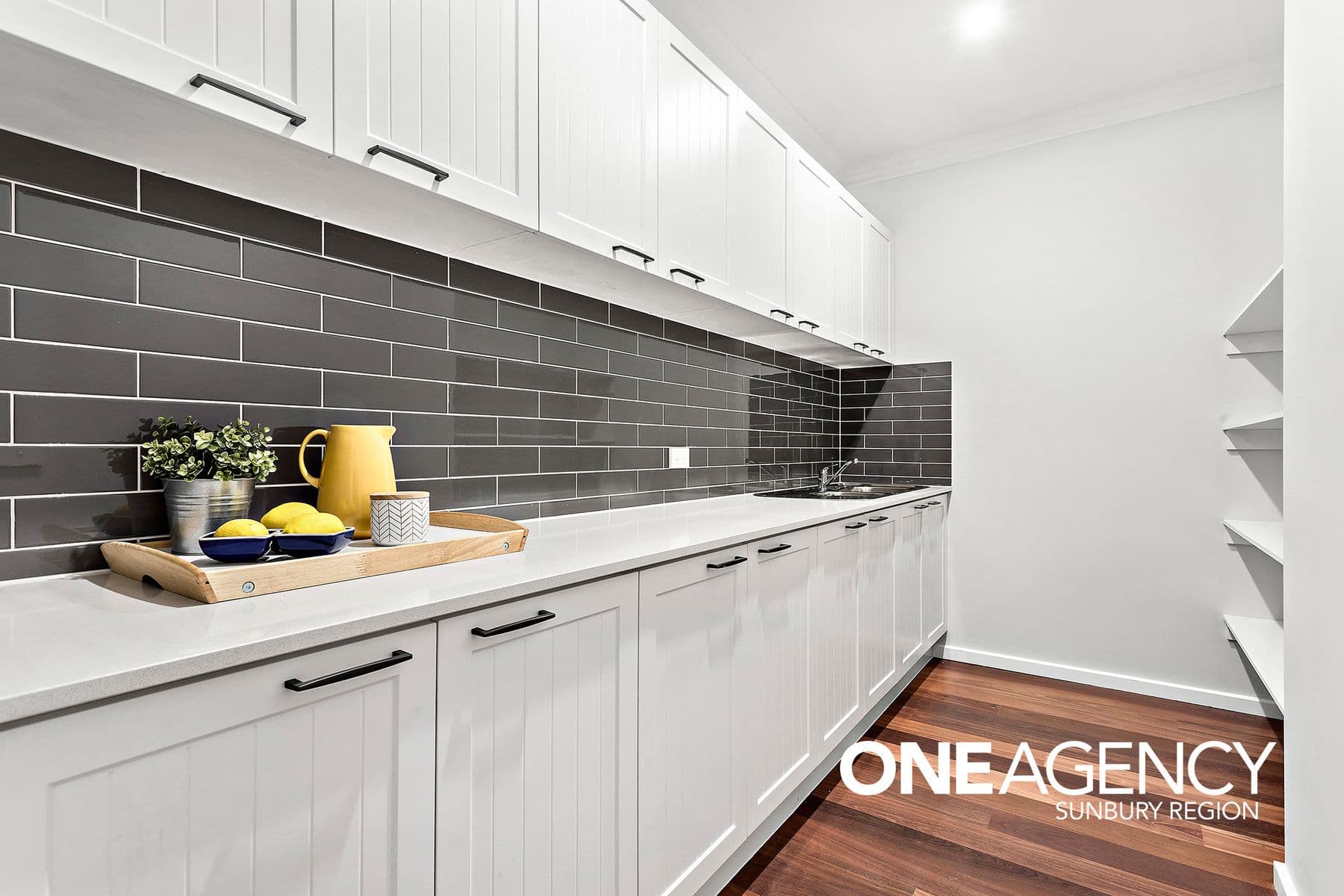 8 Woodruff Road, Gisborne, Gisborne - Thumbnail 6