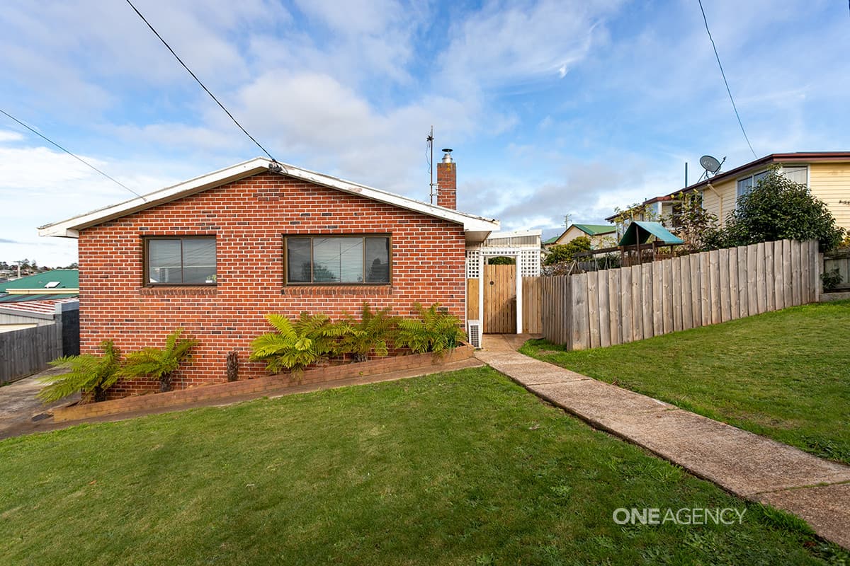 10 Woodward Avenue, Hillcrest, Hillcrest - Image 1