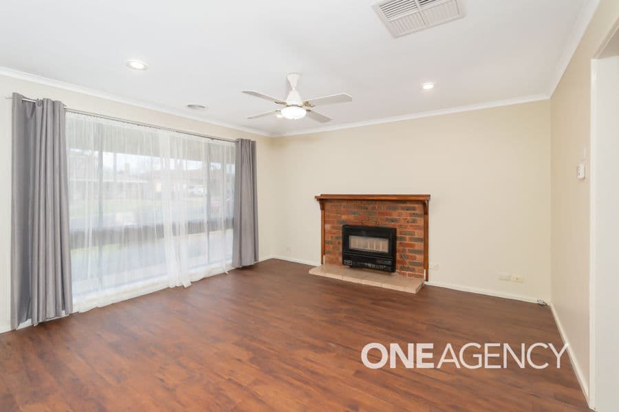 3 HUME Street, Lake Albert, Lake Albert - Thumbnail 2