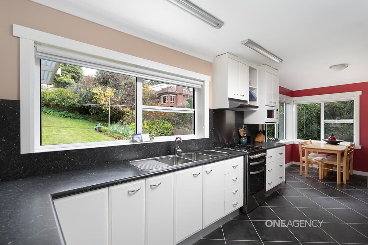 12 Aileen Crescent, Hillcrest, Hillcrest - Thumbnail 4