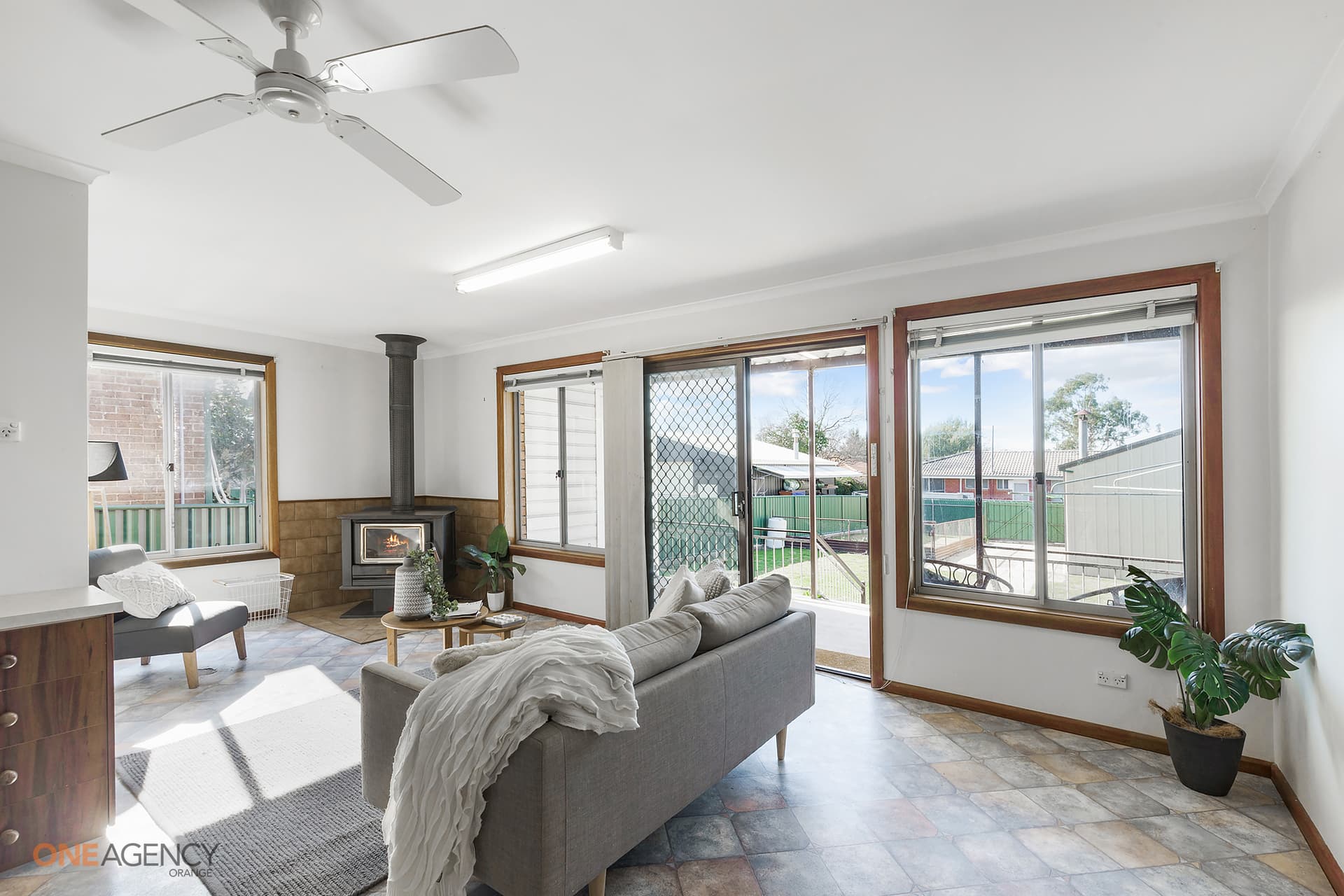304 Lords Place, Orange, Orange - Thumbnail 7