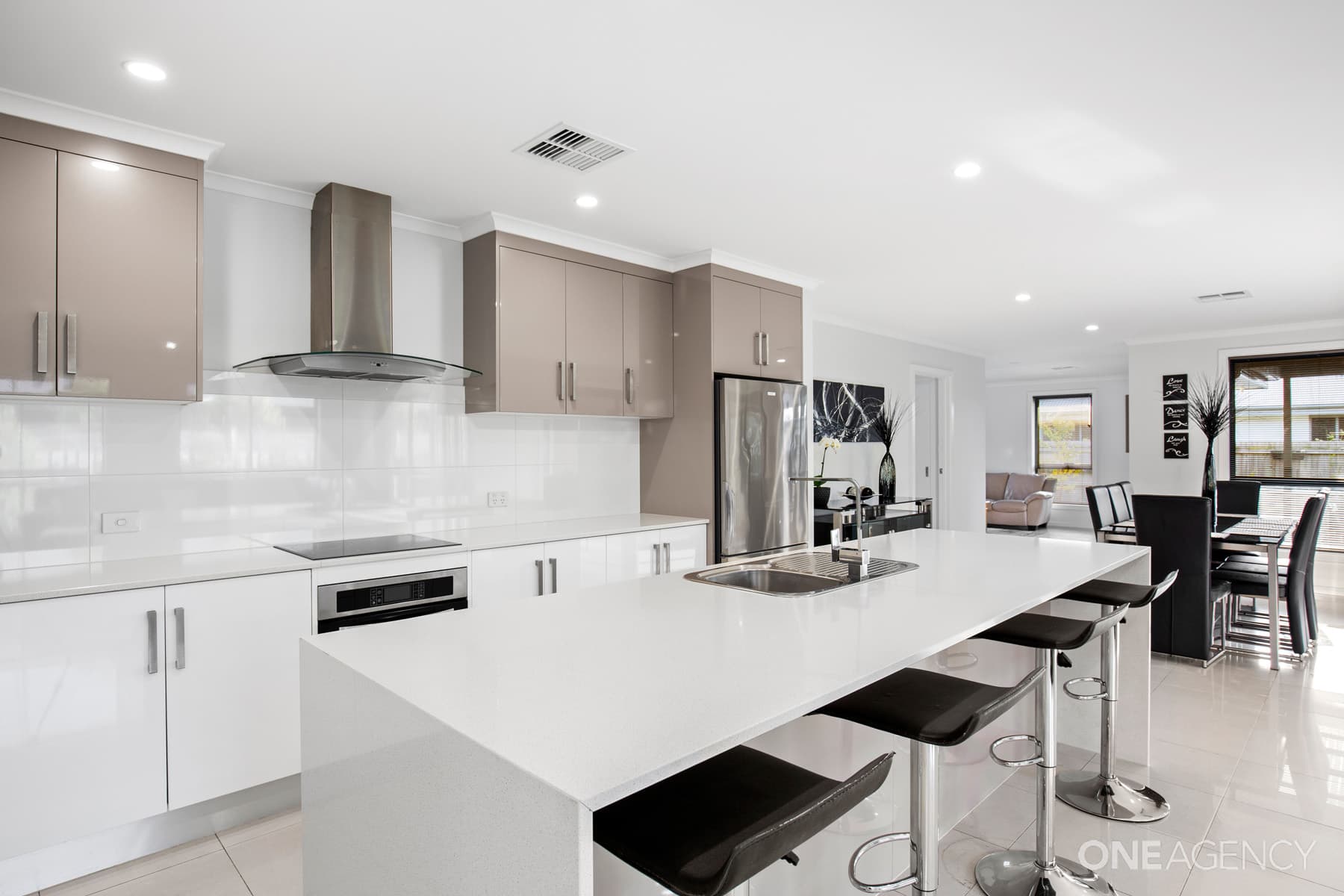 53 Trafalgar Drive, Prospect Vale, Prospect Vale - Thumbnail 2