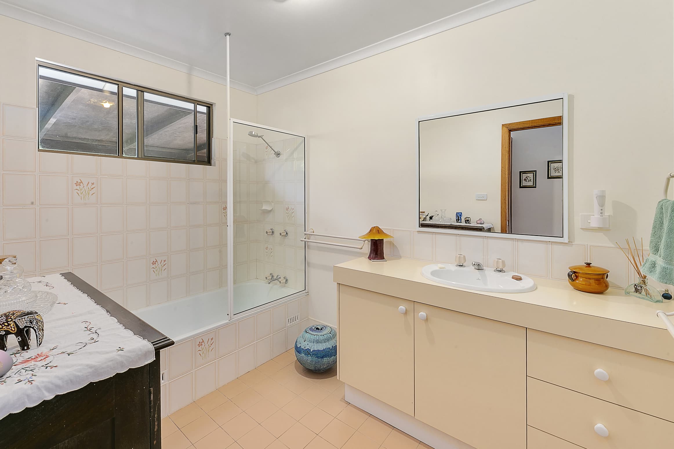 323 Black Creek Road, Black Creek, Black Creek - Thumbnail 8