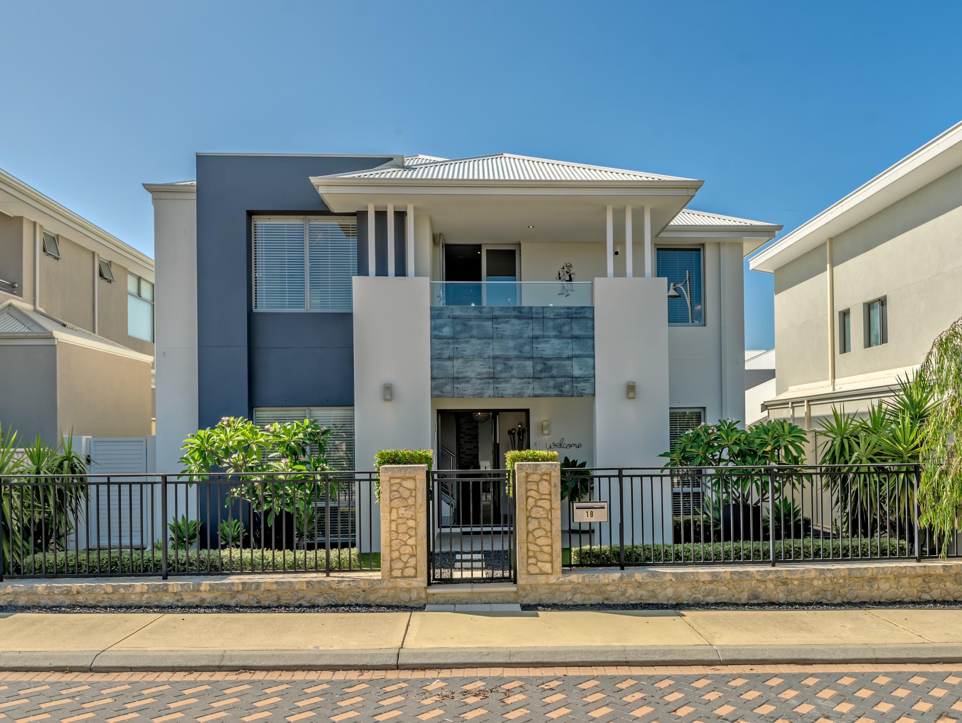 18 Picnic Parade, Burns Beach, Burns Beach - Image 1