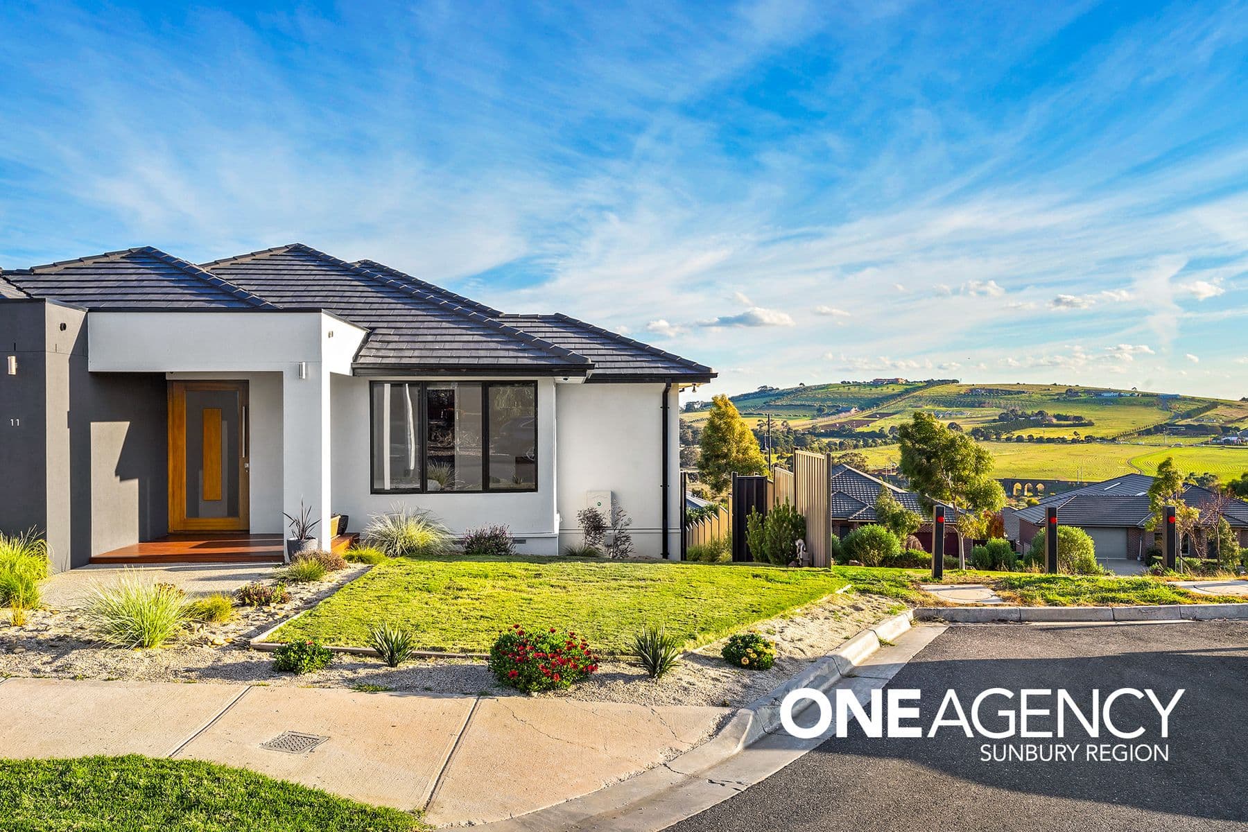 11 Buckingham Place, Sunbury, Sunbury - Thumbnail 2