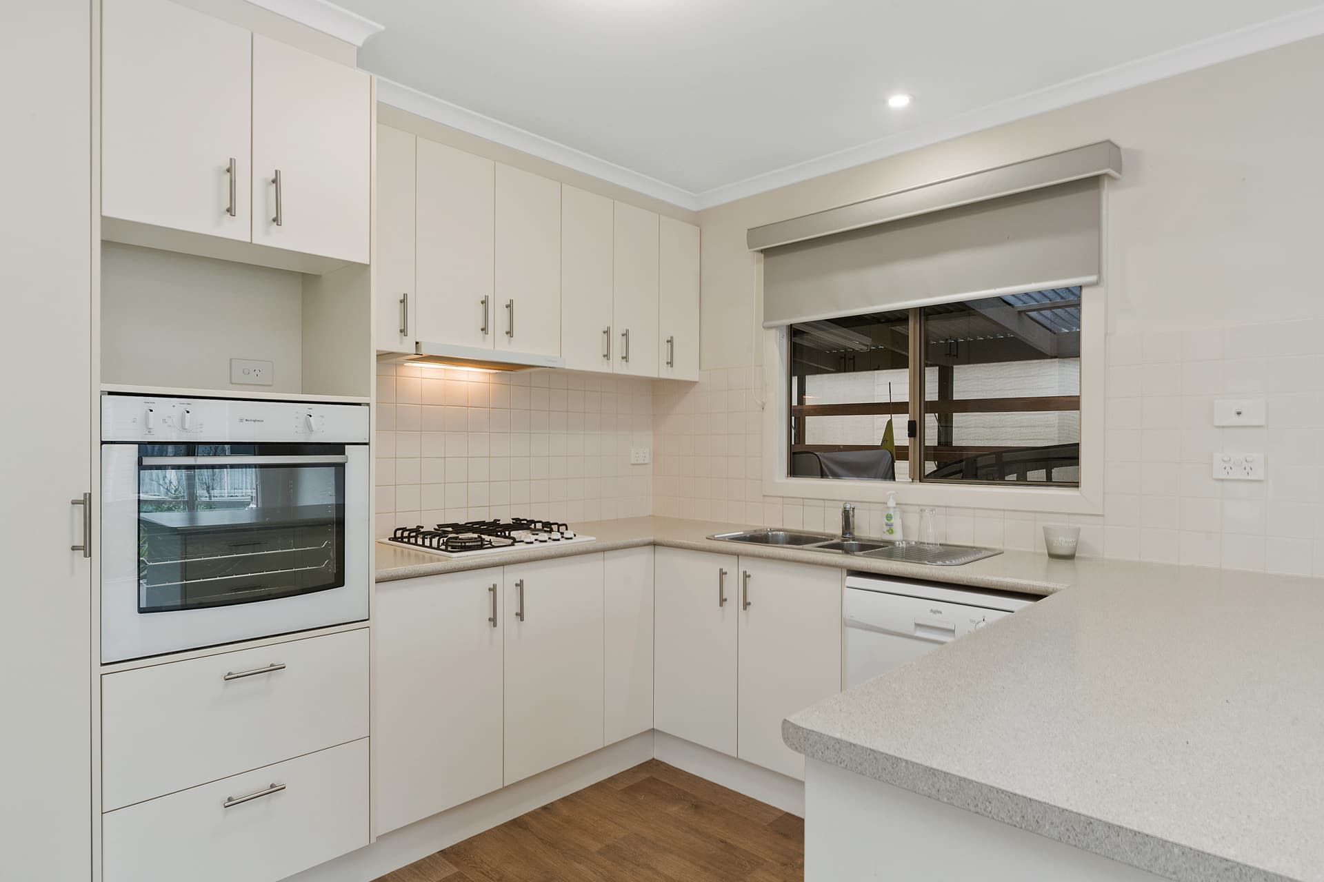 15 Coral Place, Hastings, Hastings - Thumbnail 2