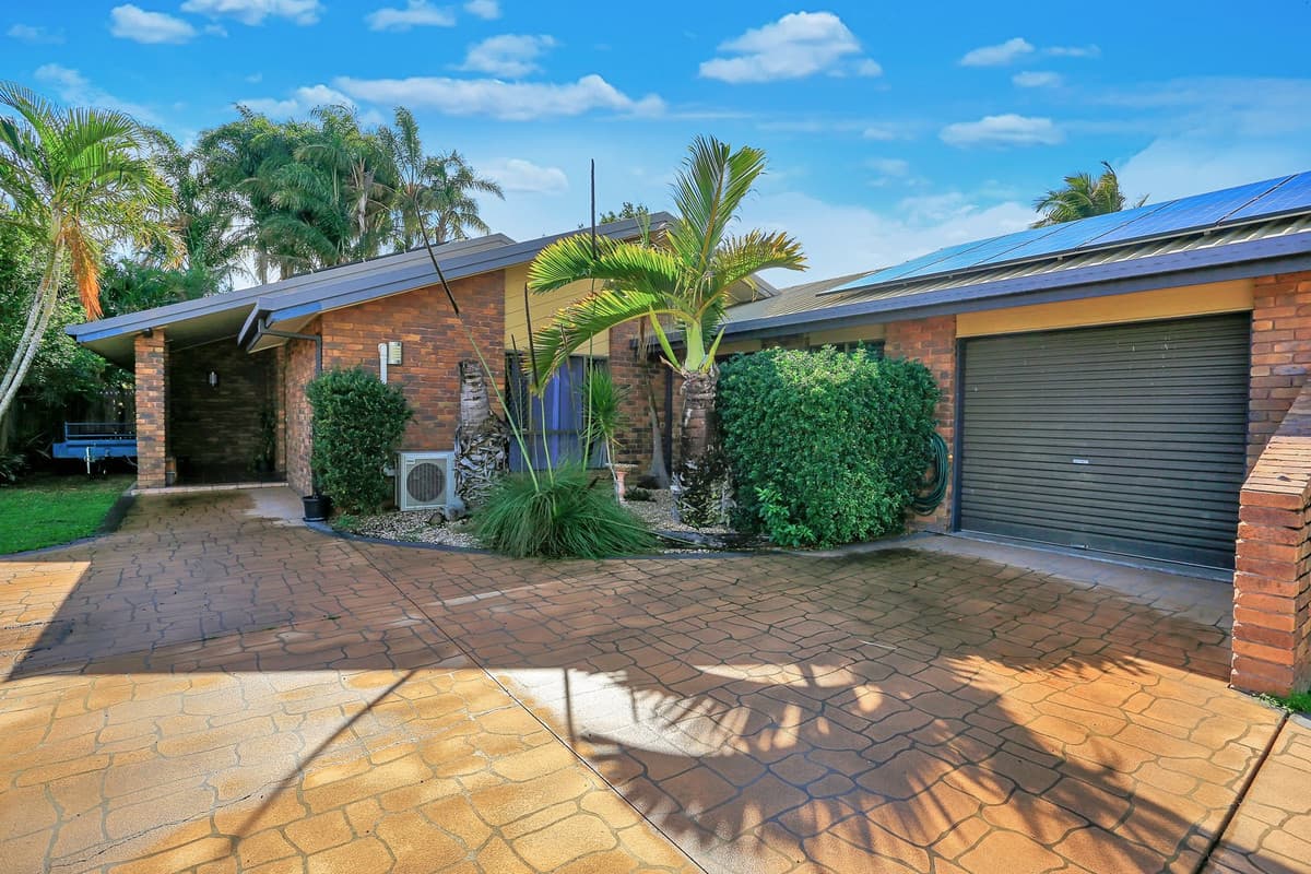 22 Ripley Avenue, Pialba, Pialba - Image 1