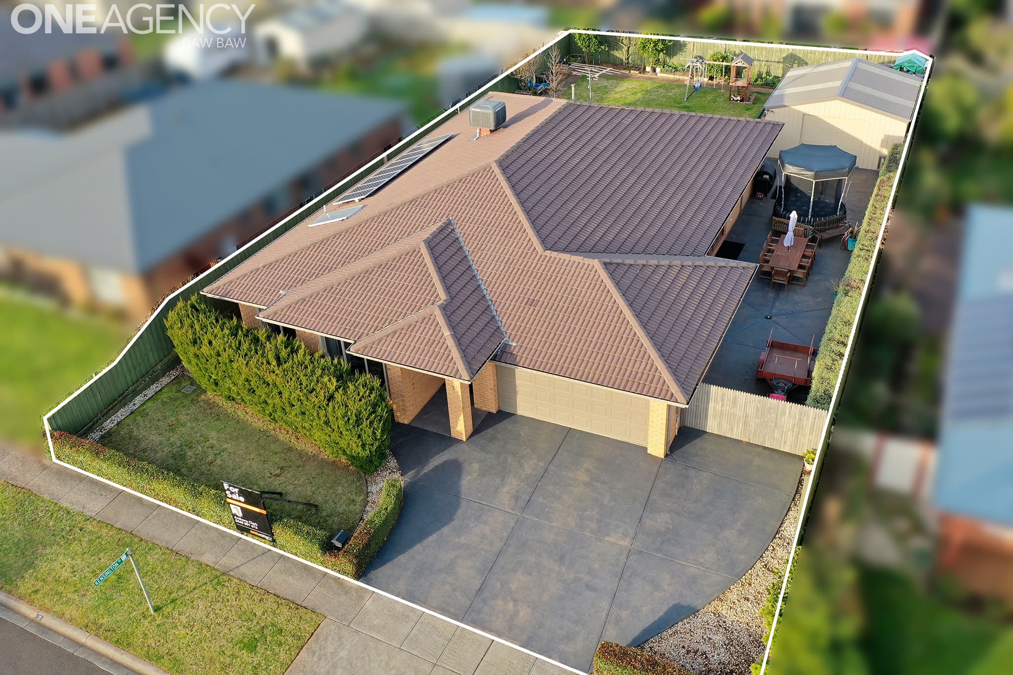7 Mayfair Drive, Drouin, Drouin - Image 1