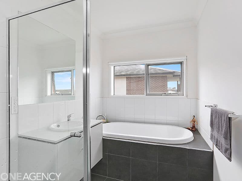 82 Armstrong Boulevard, Mount Duneed, Mount Duneed - Thumbnail 4