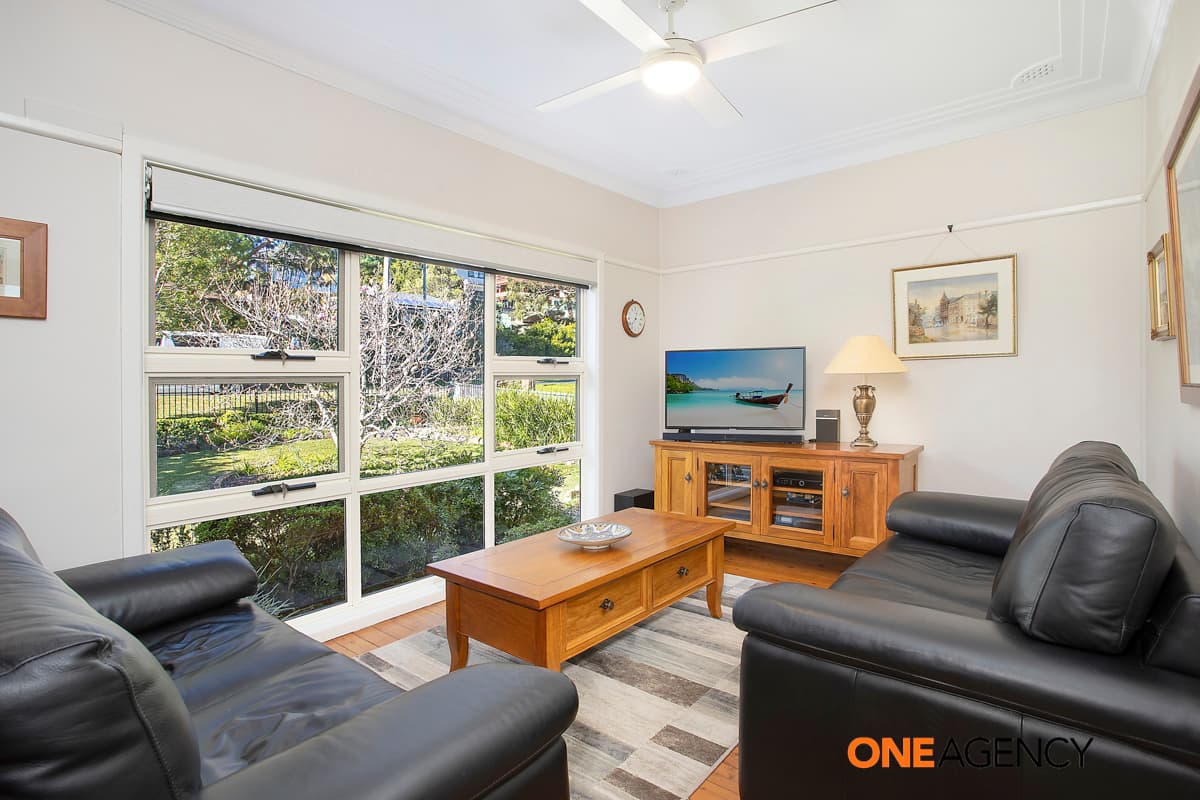 31 Warabin Street, Waterfall, Waterfall - Thumbnail 2