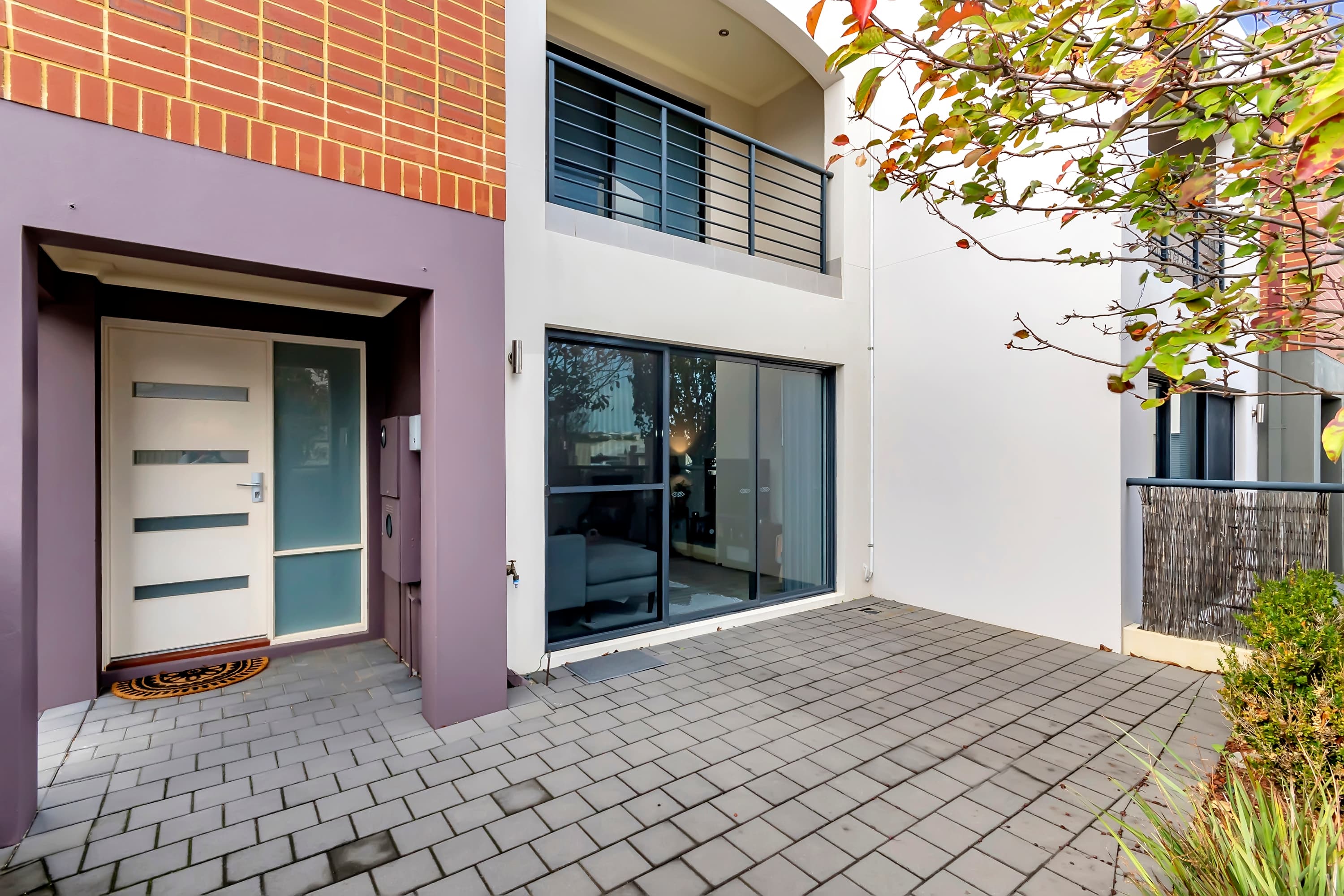 14 Redfern Bend, Clarkson, Clarkson - Thumbnail 2