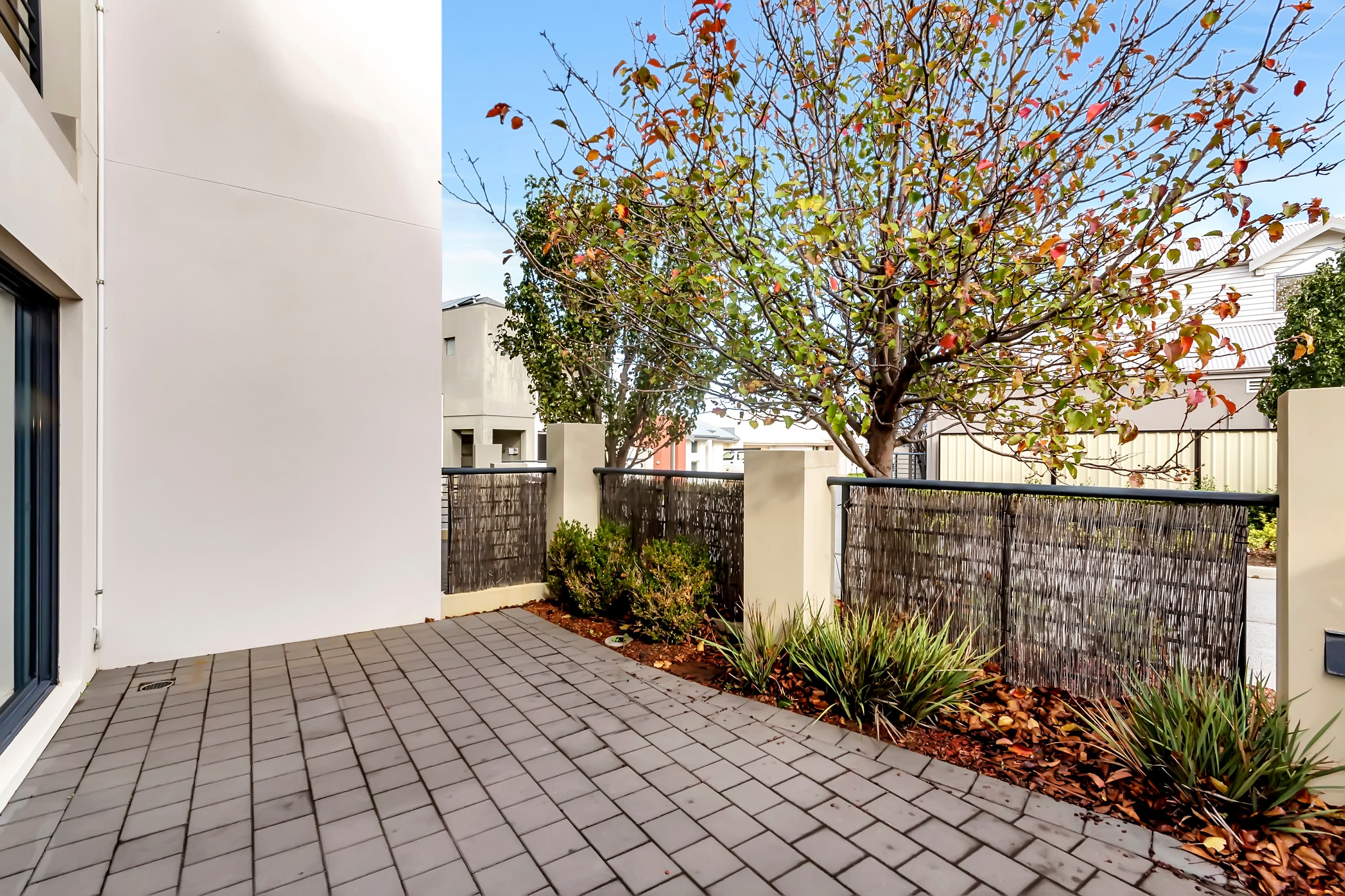 14 Redfern Bend, Clarkson, Clarkson - Thumbnail 3