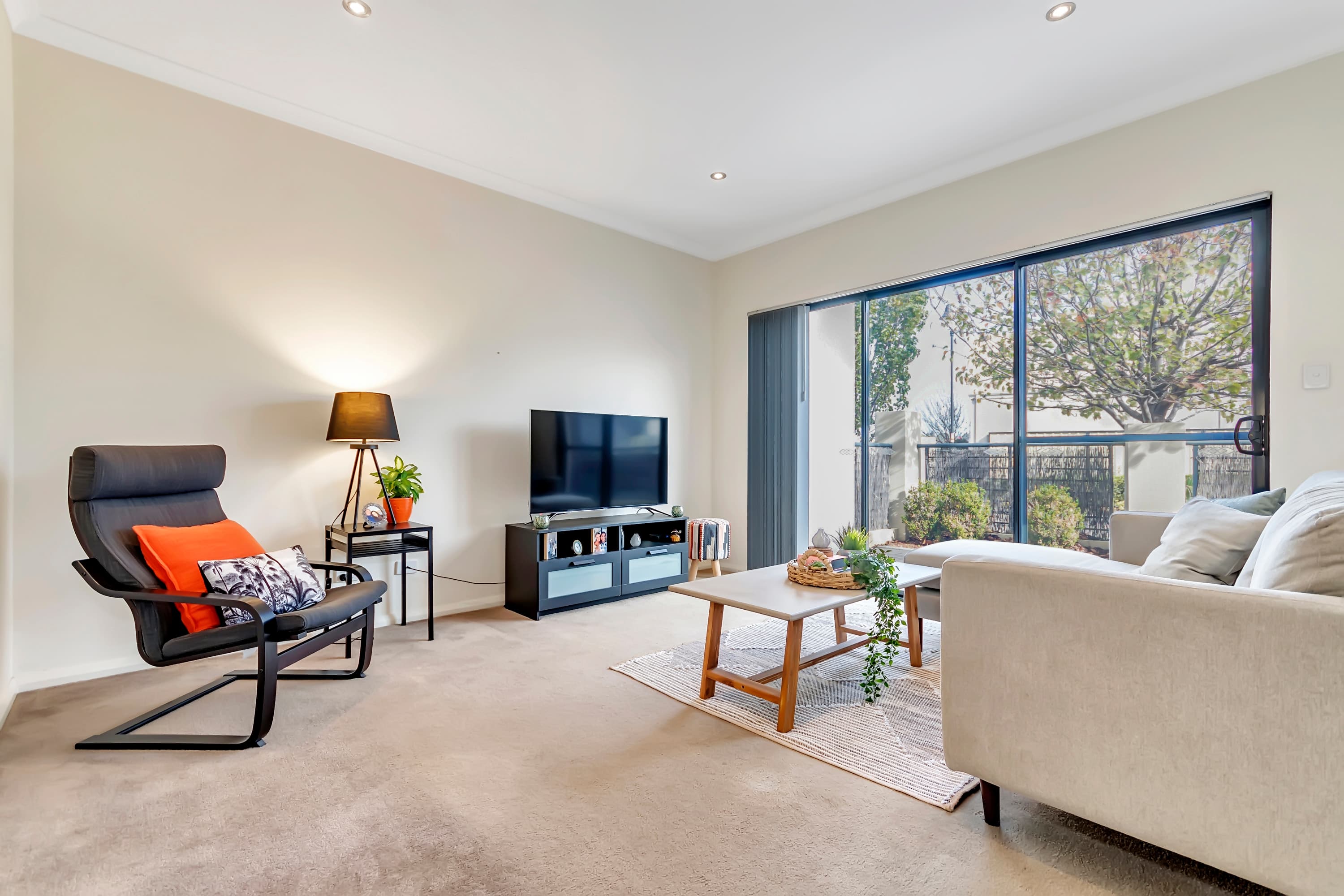 14 Redfern Bend, Clarkson, Clarkson - Thumbnail 4