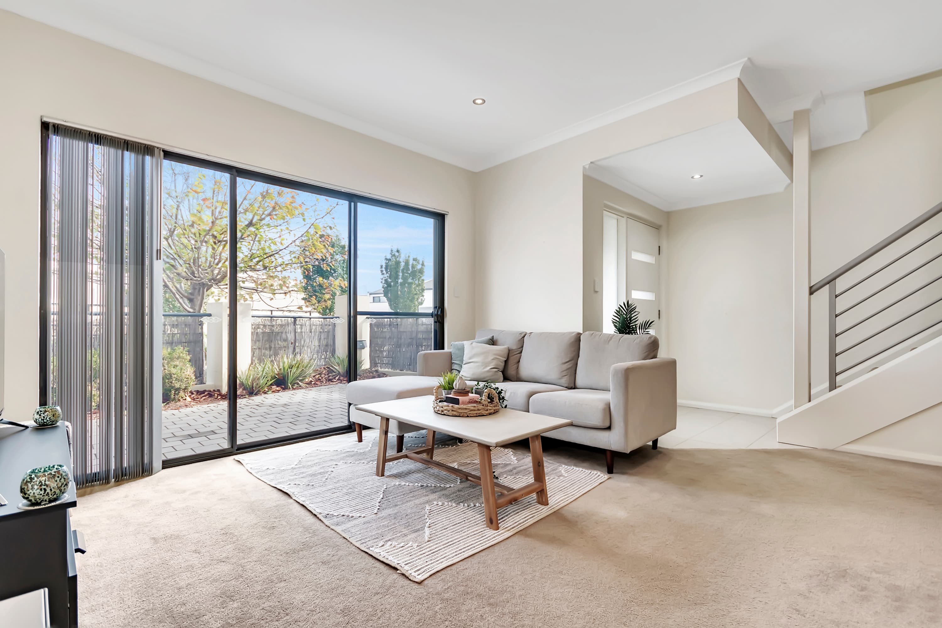 14 Redfern Bend, Clarkson, Clarkson - Thumbnail 5
