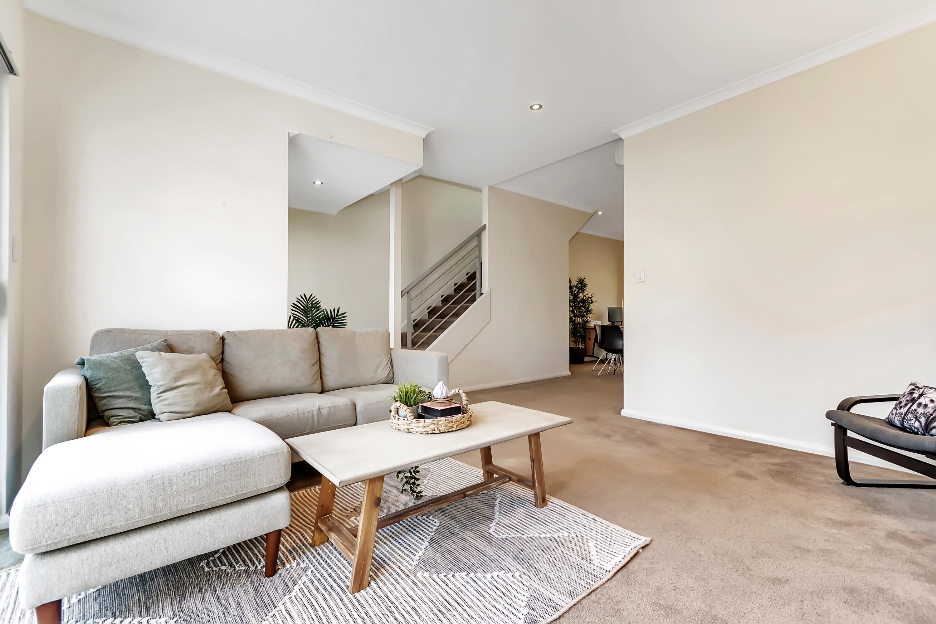 14 Redfern Bend, Clarkson, Clarkson - Thumbnail 6