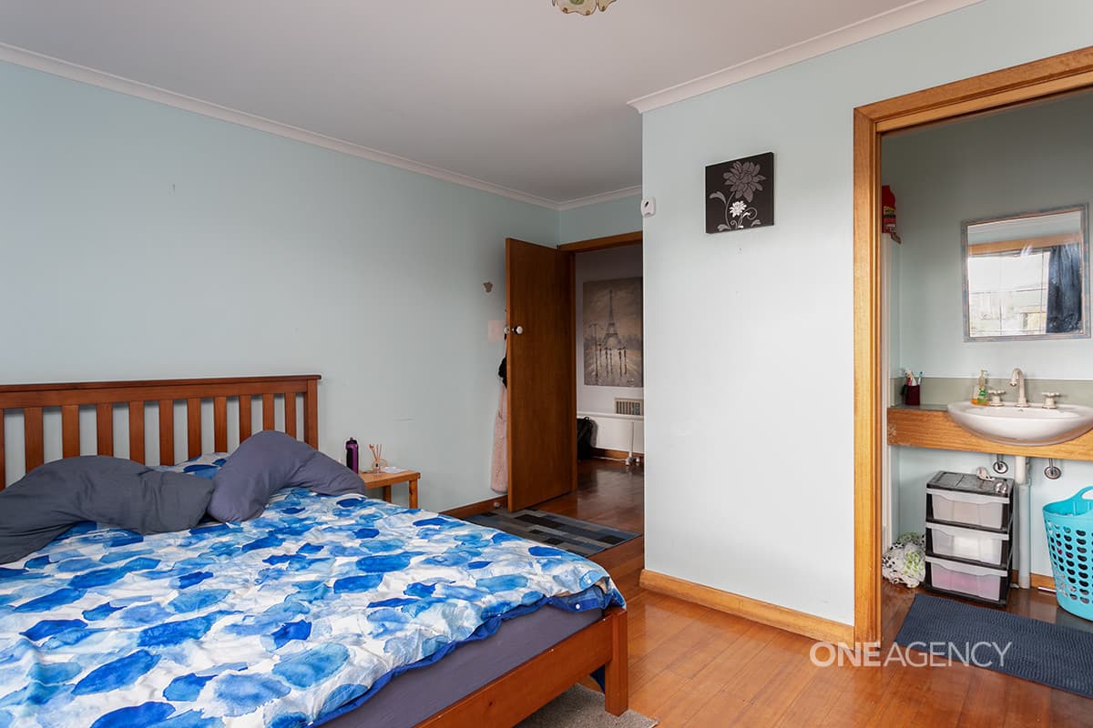 9 Holmes Place, Park Grove, Park Grove - Thumbnail 4