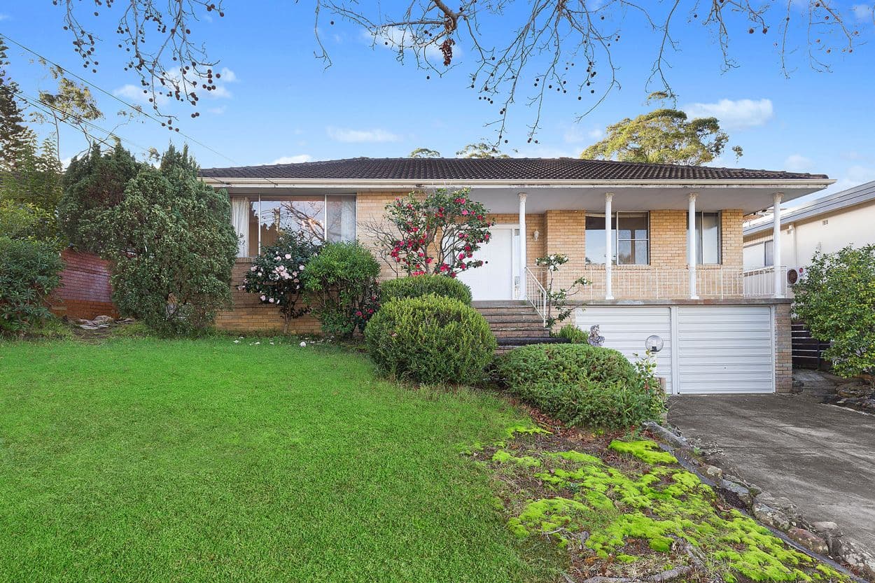 10 Hyde Avenue, Killarney Heights, Killarney Heights - Image 1