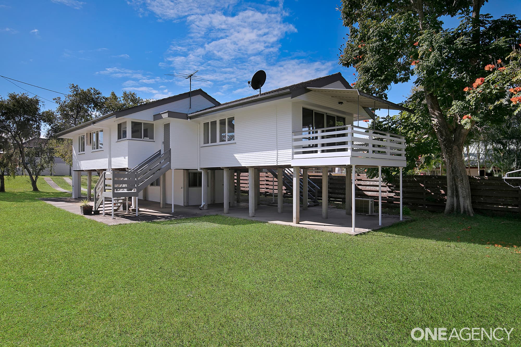 41 Bradley Road, Clontarf, Clontarf - Thumbnail 2