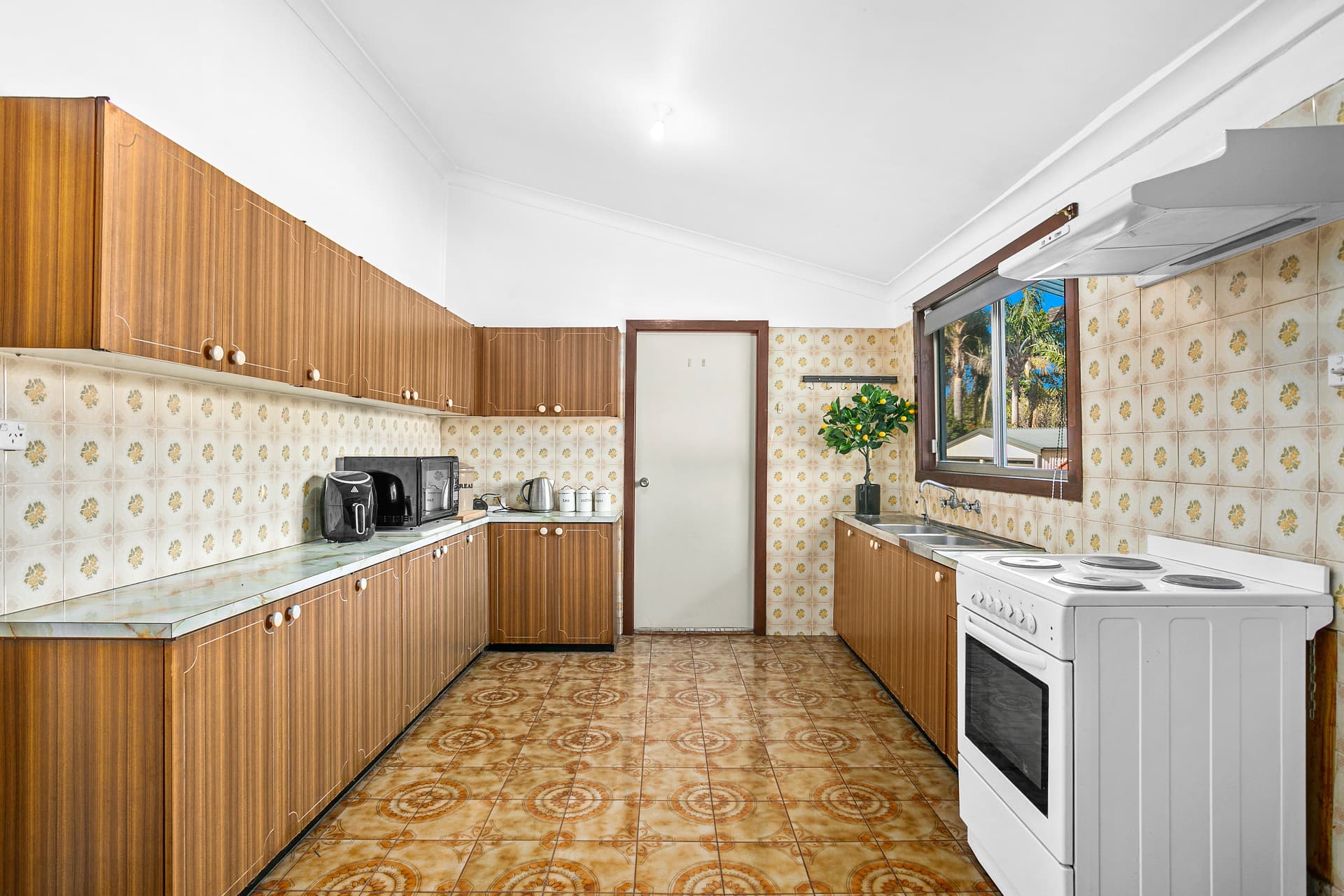 14 Gray Street, Woonona, Woonona - Thumbnail 4