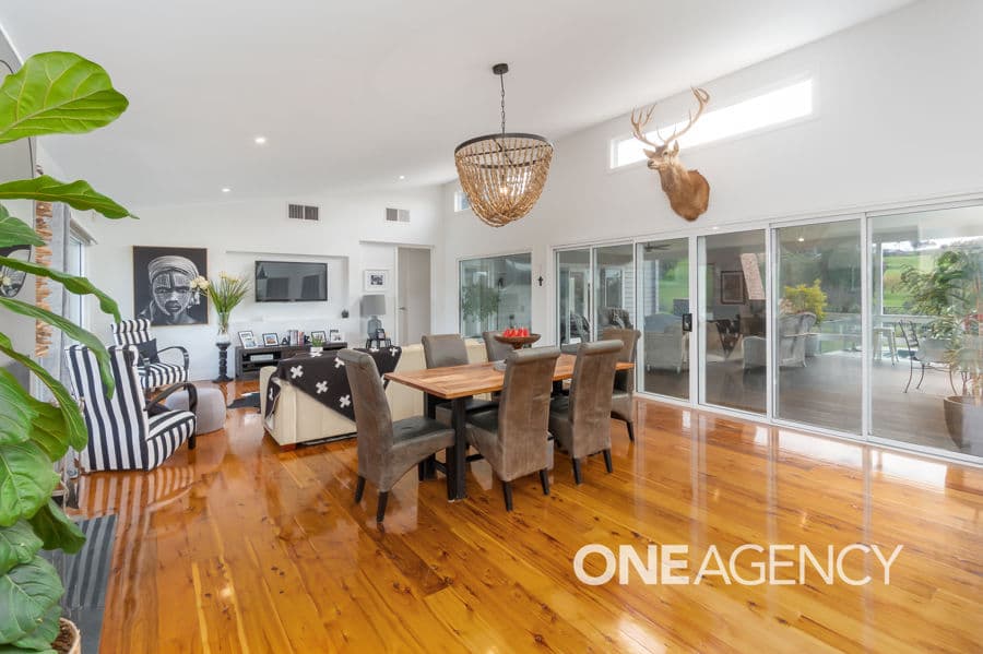 42 PIMELEA Place, Springvale, Springvale - Thumbnail 2