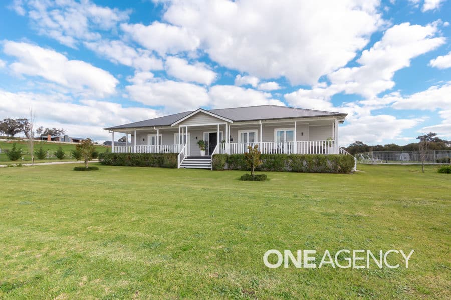 42 PIMELEA Place, Springvale, Springvale - Image 1