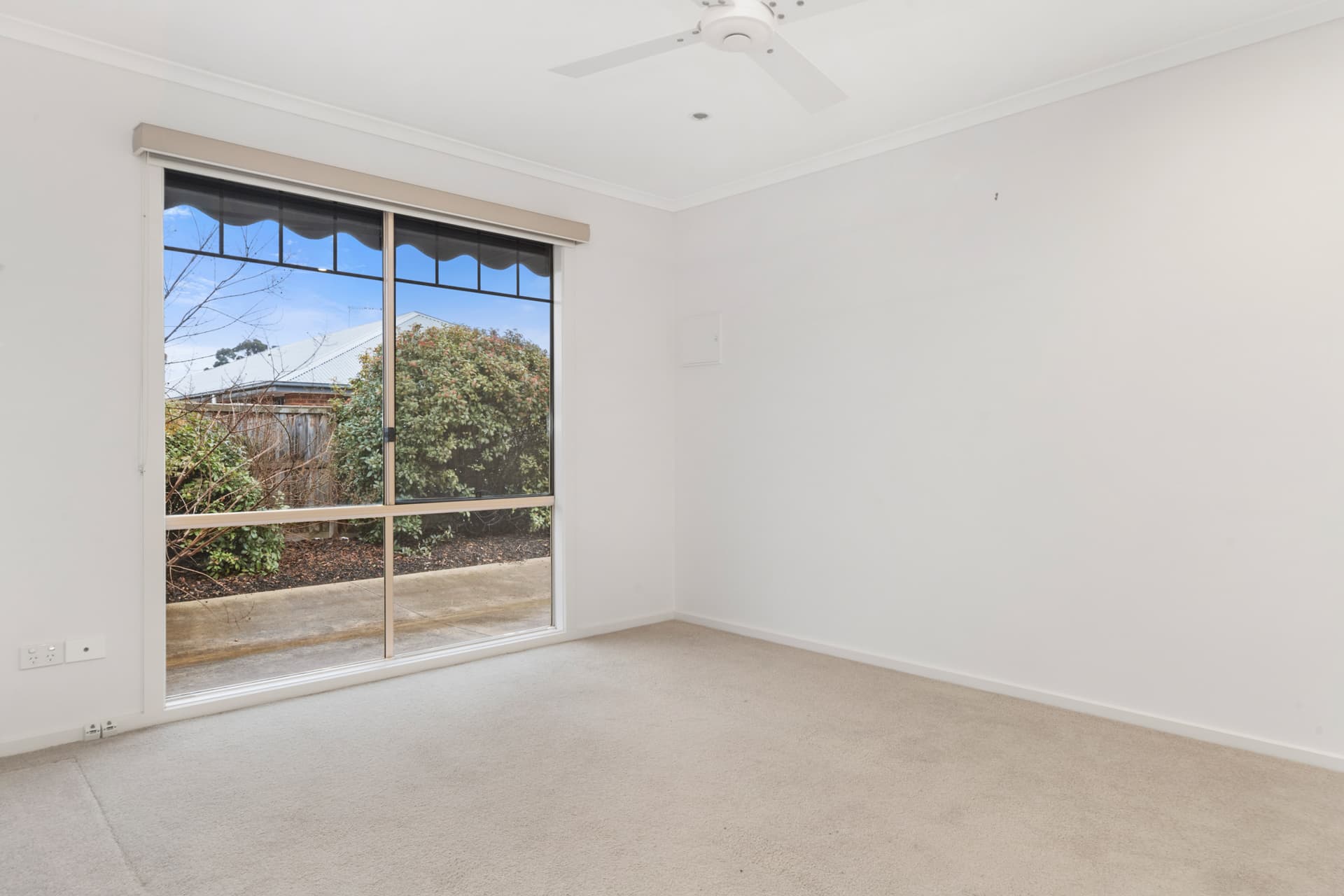 1 CORAL Place, Hastings, Hastings - Thumbnail 8