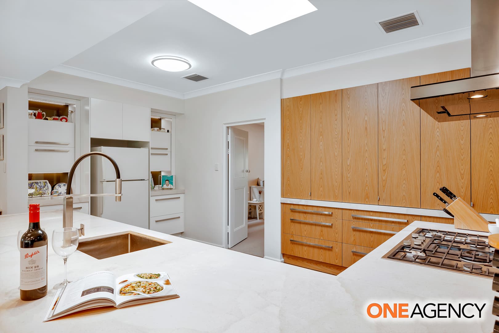 28 Neerim Road, Castle Cove, Castle Cove - Thumbnail 2