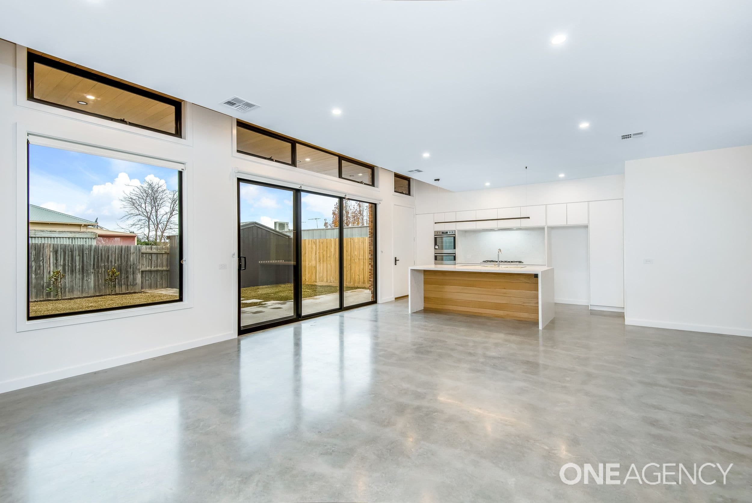 220 Shannon Avenue, Geelong West, Geelong West - Thumbnail 5