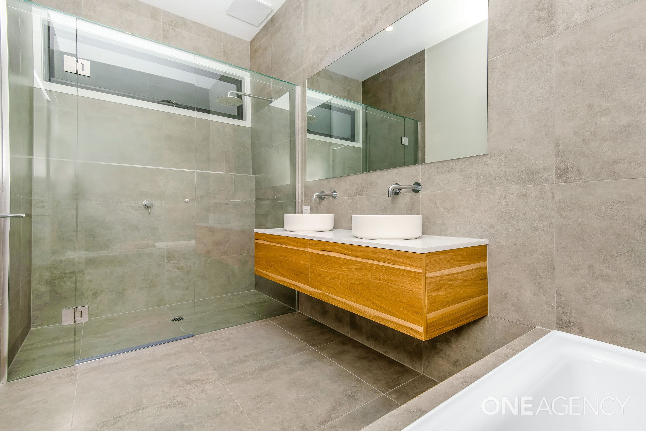 220 Shannon Avenue, Geelong West, Geelong West - Thumbnail 7