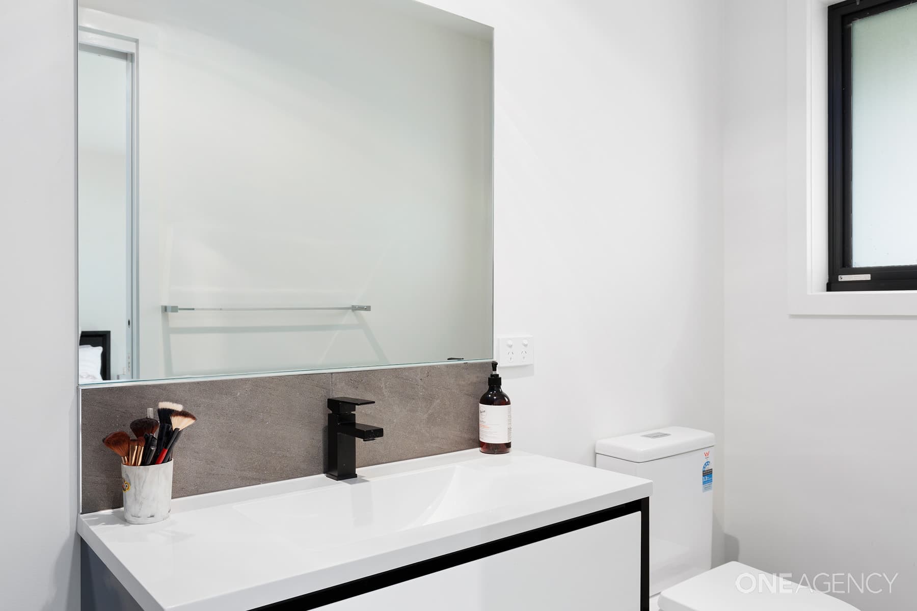 2/14 Beefeater Street, Deloraine, Deloraine - Thumbnail 7
