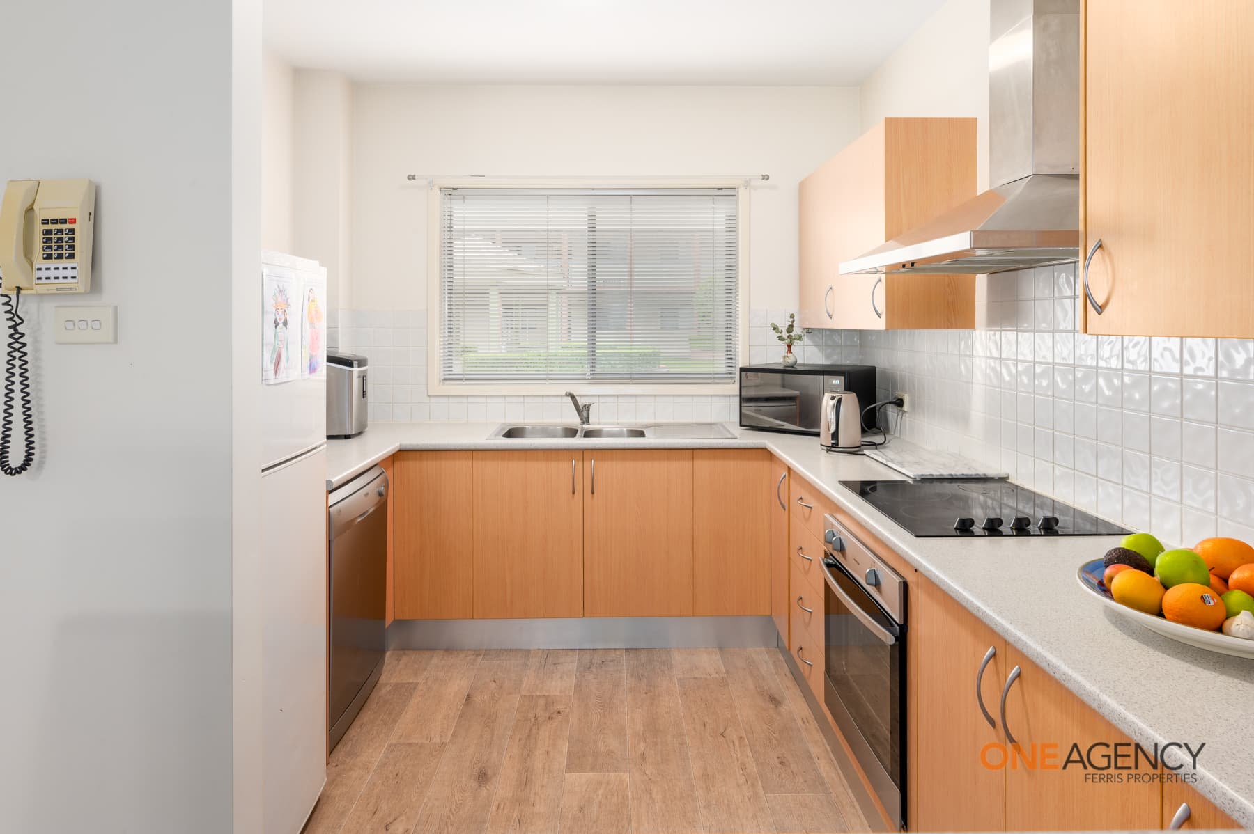2/74 Tudor Street, Hamilton, Hamilton - Thumbnail 2
