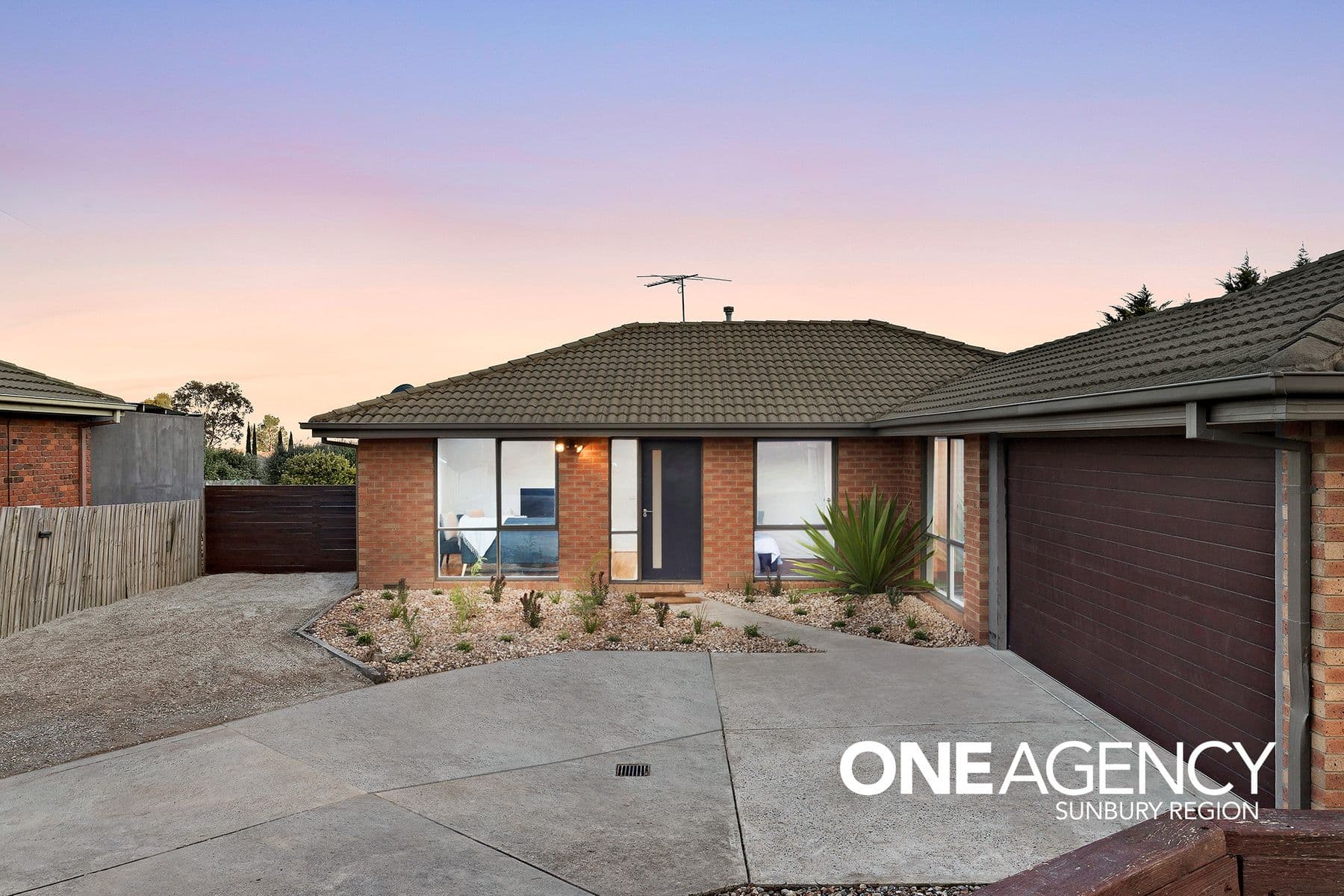 35 Lawrence Avenue, Sunbury, Sunbury - Thumbnail 2