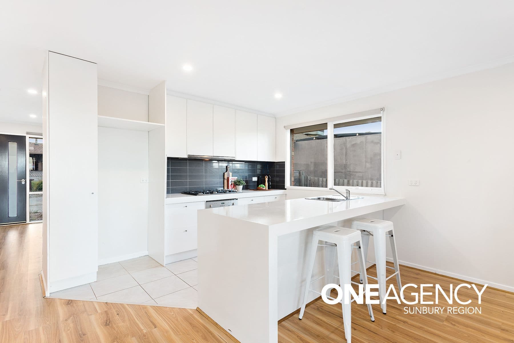 35 Lawrence Avenue, Sunbury, Sunbury - Thumbnail 7