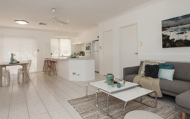 15 Knightsbridge Crescent, Mullaloo, Mullaloo - Thumbnail 5