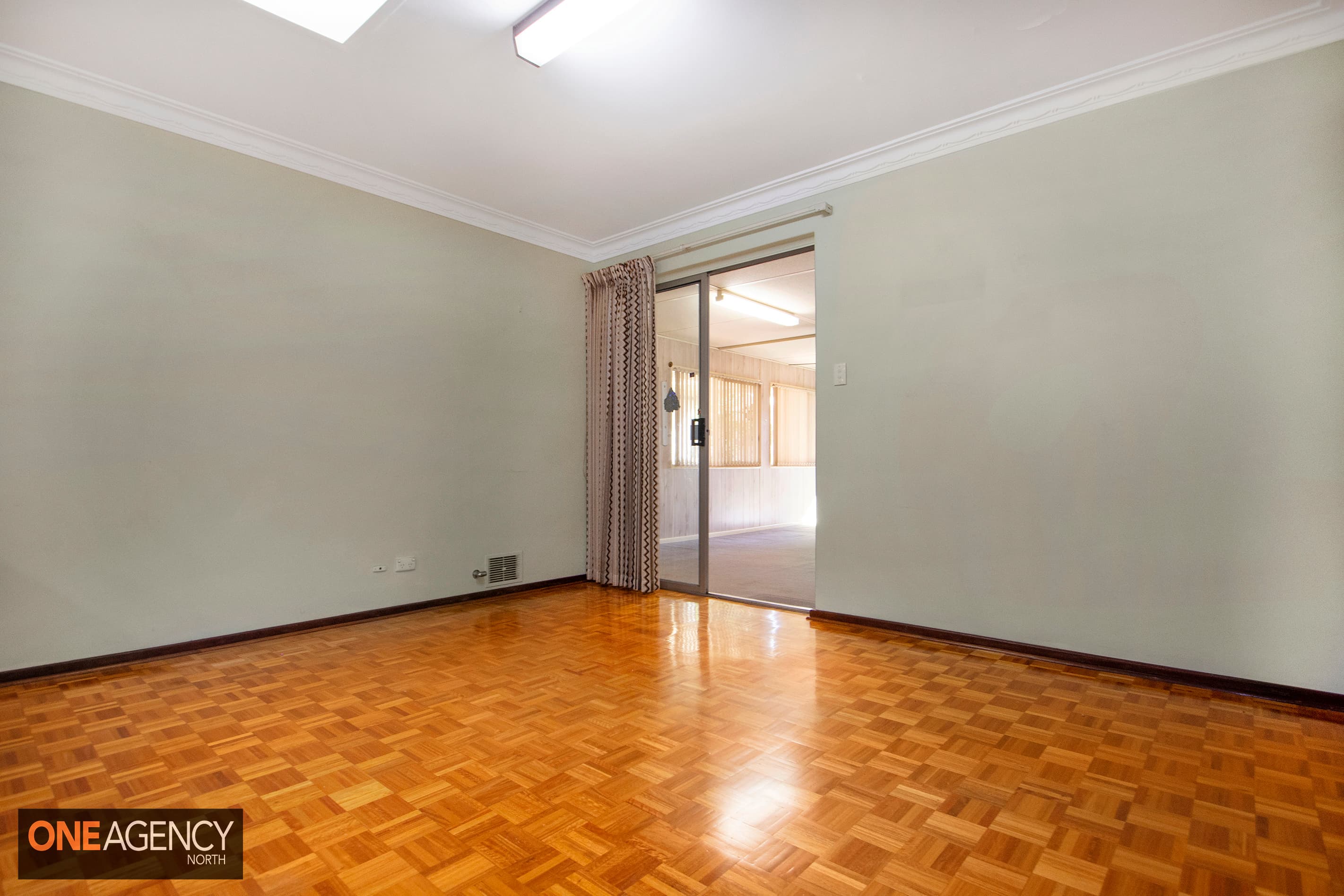 11 Celestine Street, Wanneroo, Wanneroo - Thumbnail 4