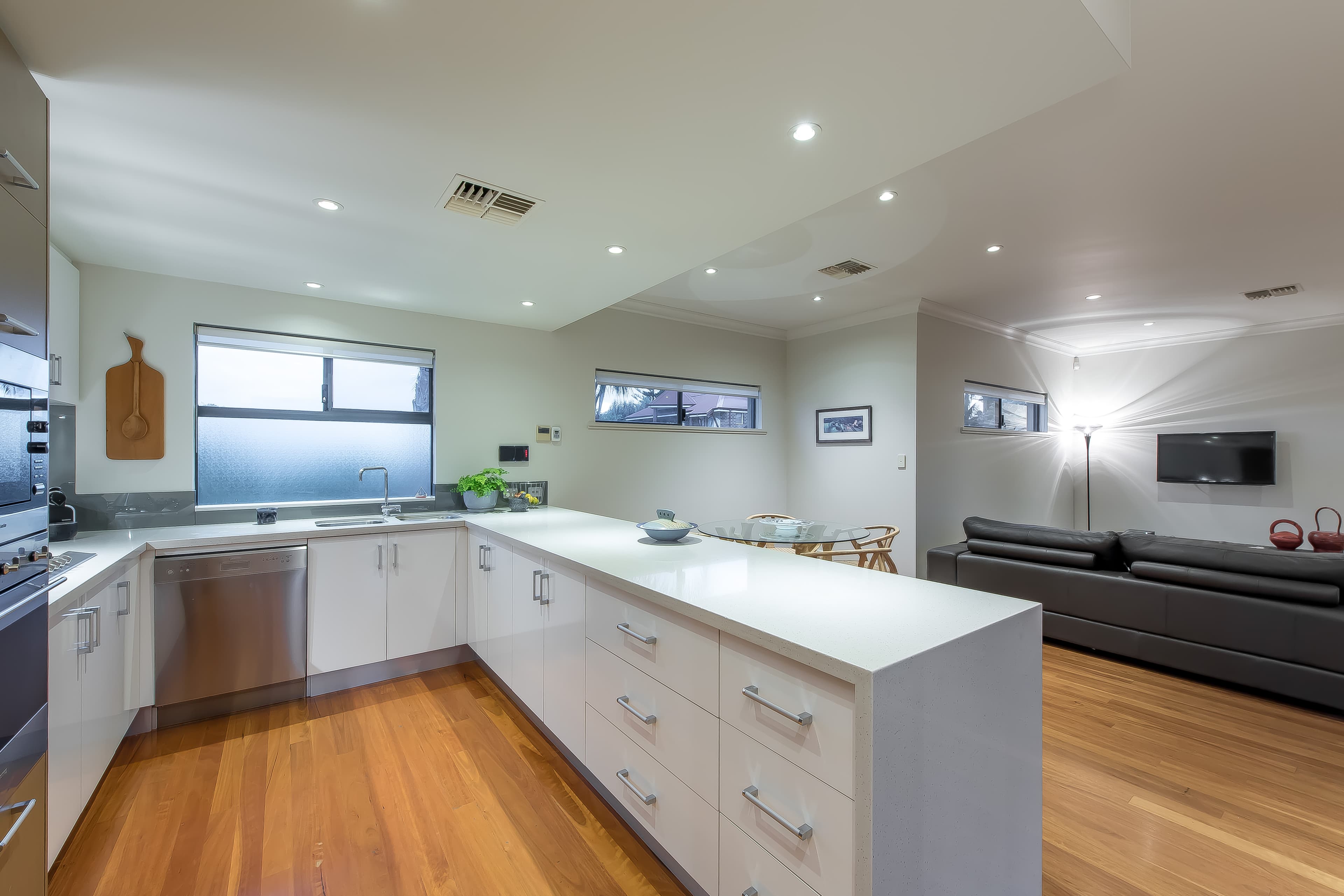 17A Moorland Street, Scarborough, Scarborough - Thumbnail 2