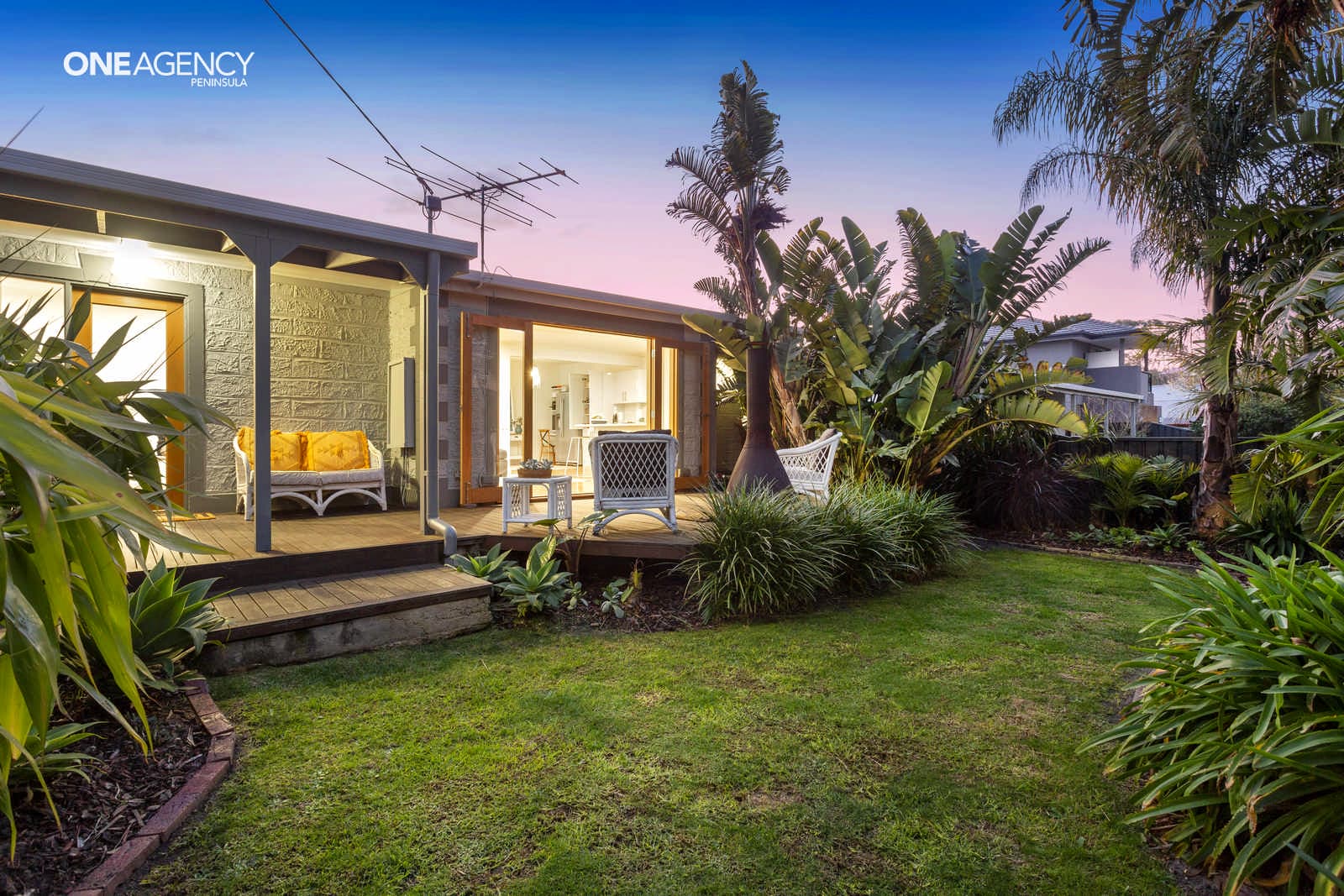 8 Overlea Avenue, Rosebud, Rosebud - Thumbnail 4