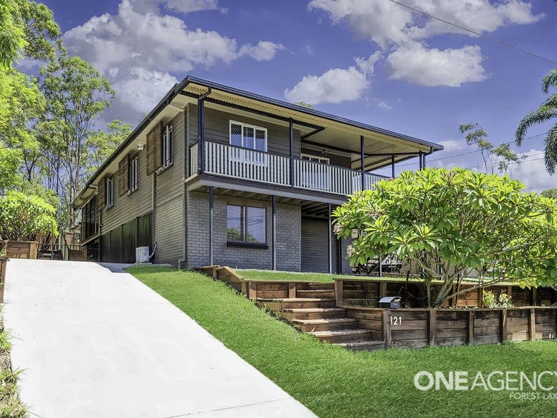 121 Messines Ridge Road, Holland Park West, Holland Park West - Image 1