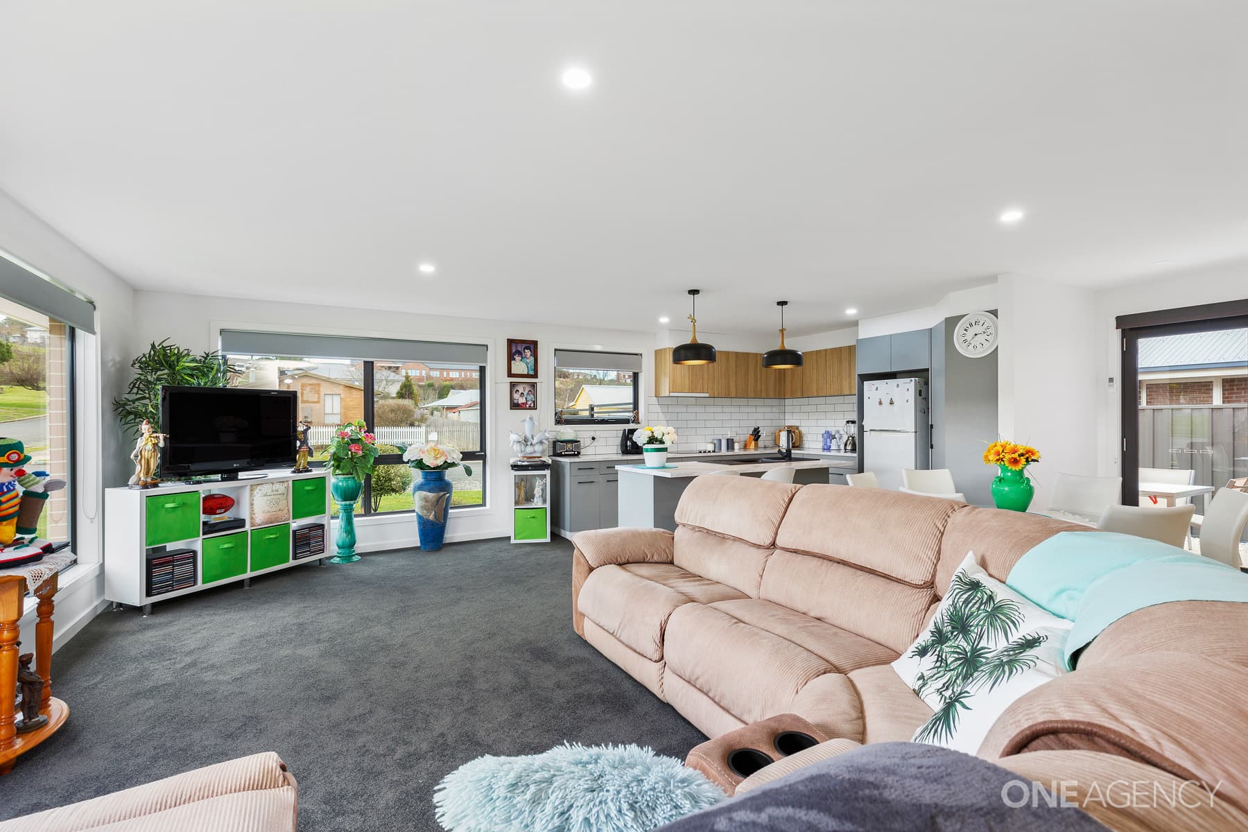1/14 Beefeater Street, Deloraine, Deloraine - Thumbnail 3