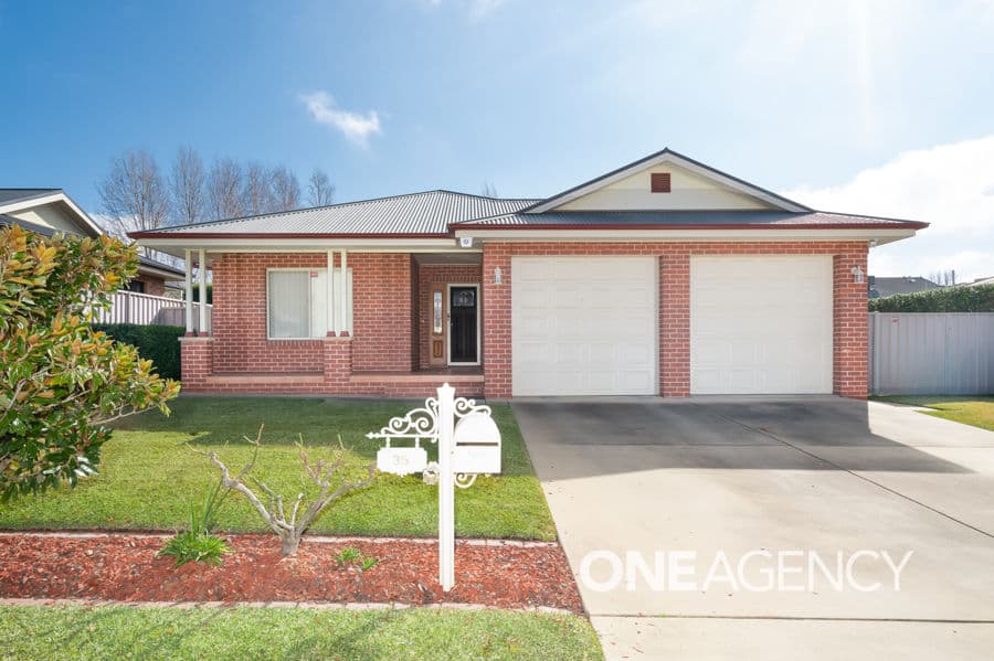 35 BEDERVALE Street, Bourkelands, Bourkelands - Image 1