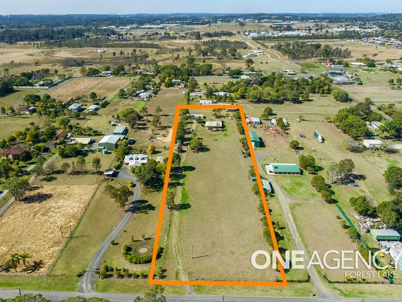 13 Hart Street, Bundamba, Bundamba - Image 1