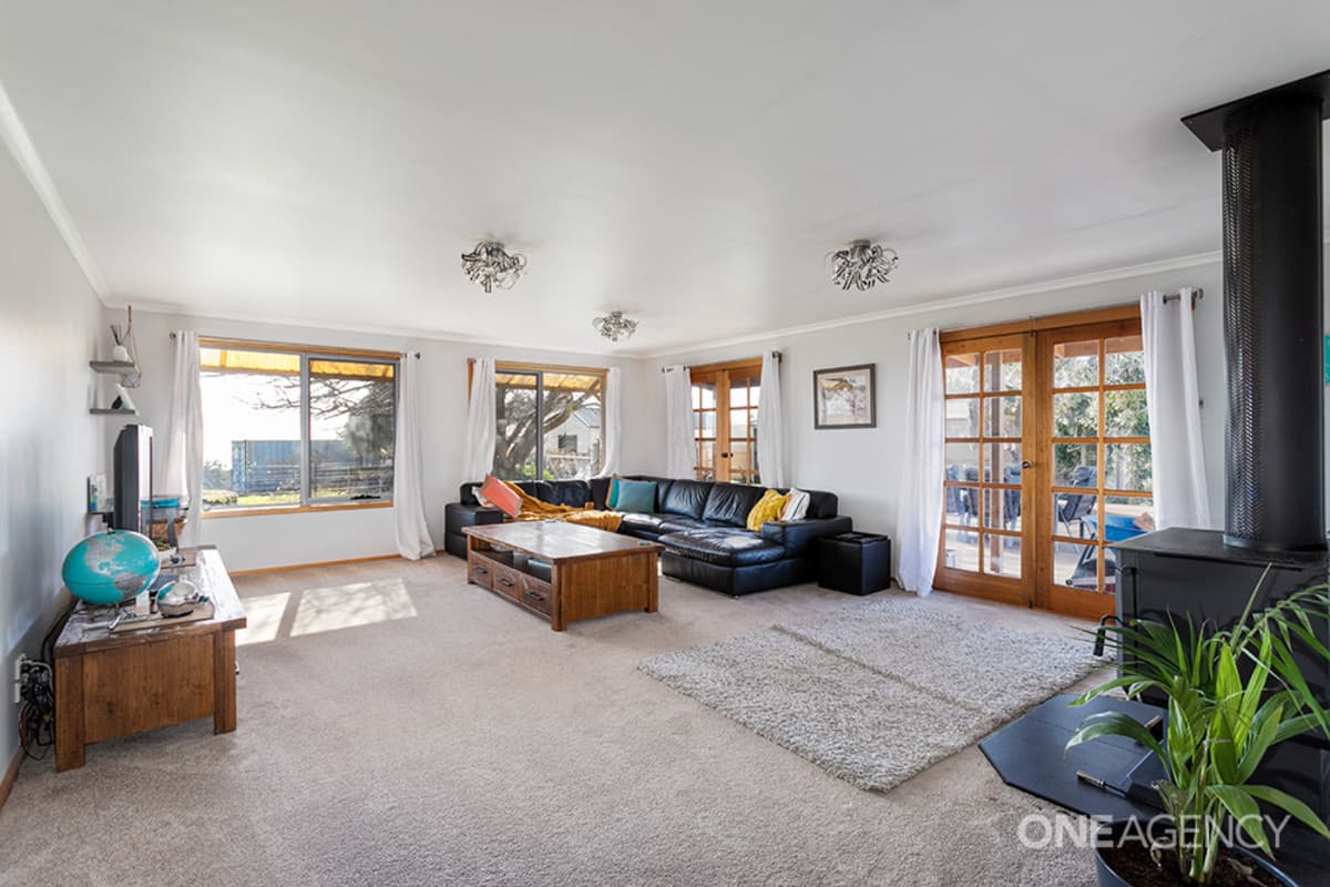 264 Ironcliffe Road, Penguin, Penguin - Thumbnail 7