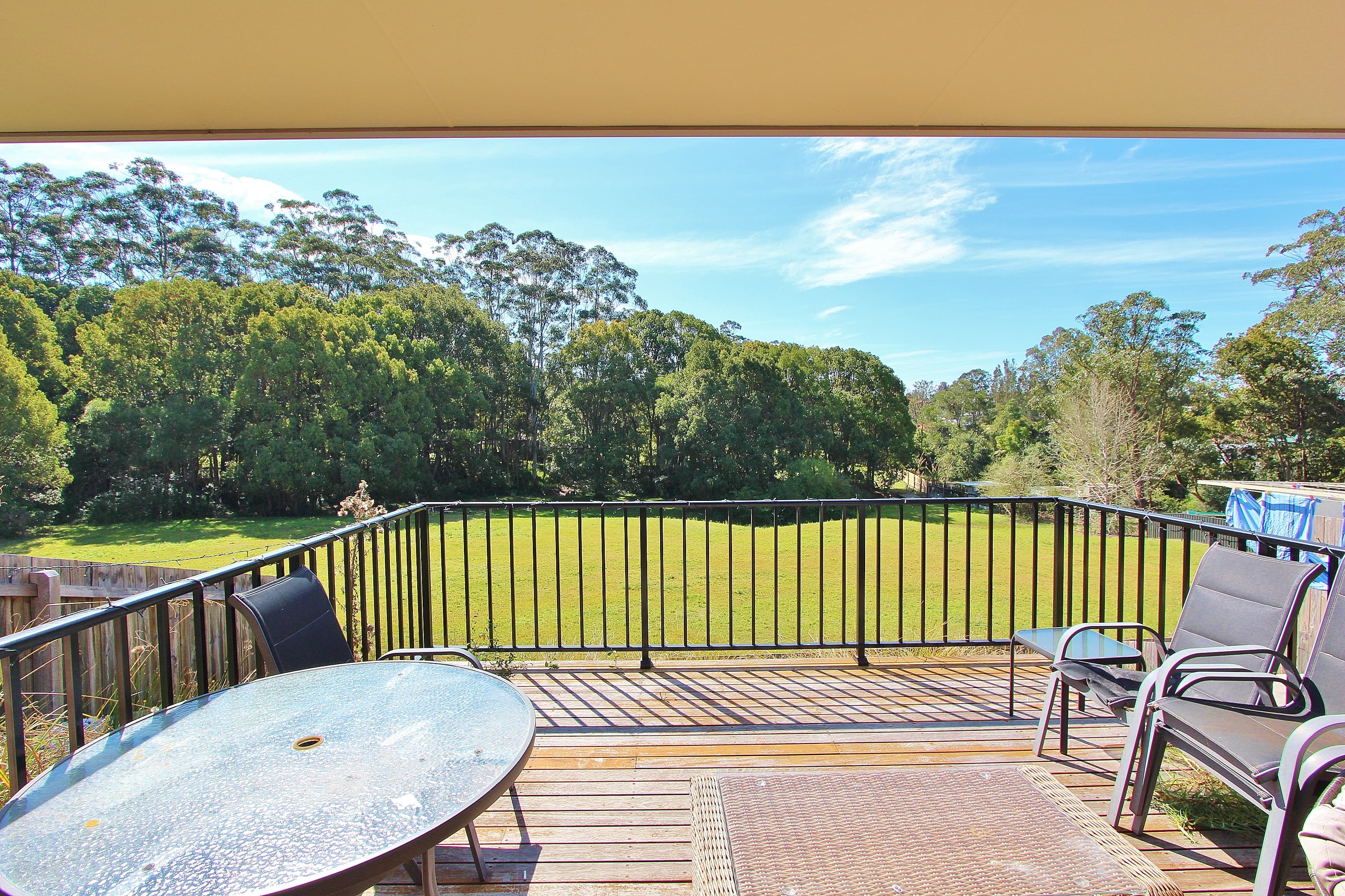60 Cleone Drive, Kendall, Kendall - Image 1