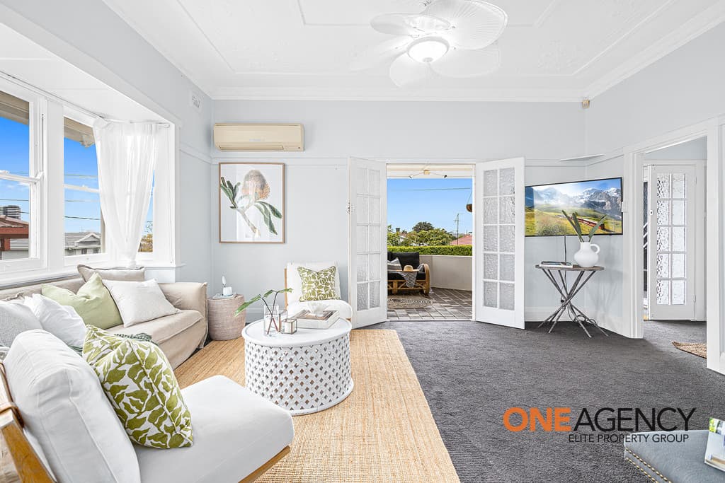 18 McKenzie Avenue, Wollongong, Wollongong - Thumbnail 2