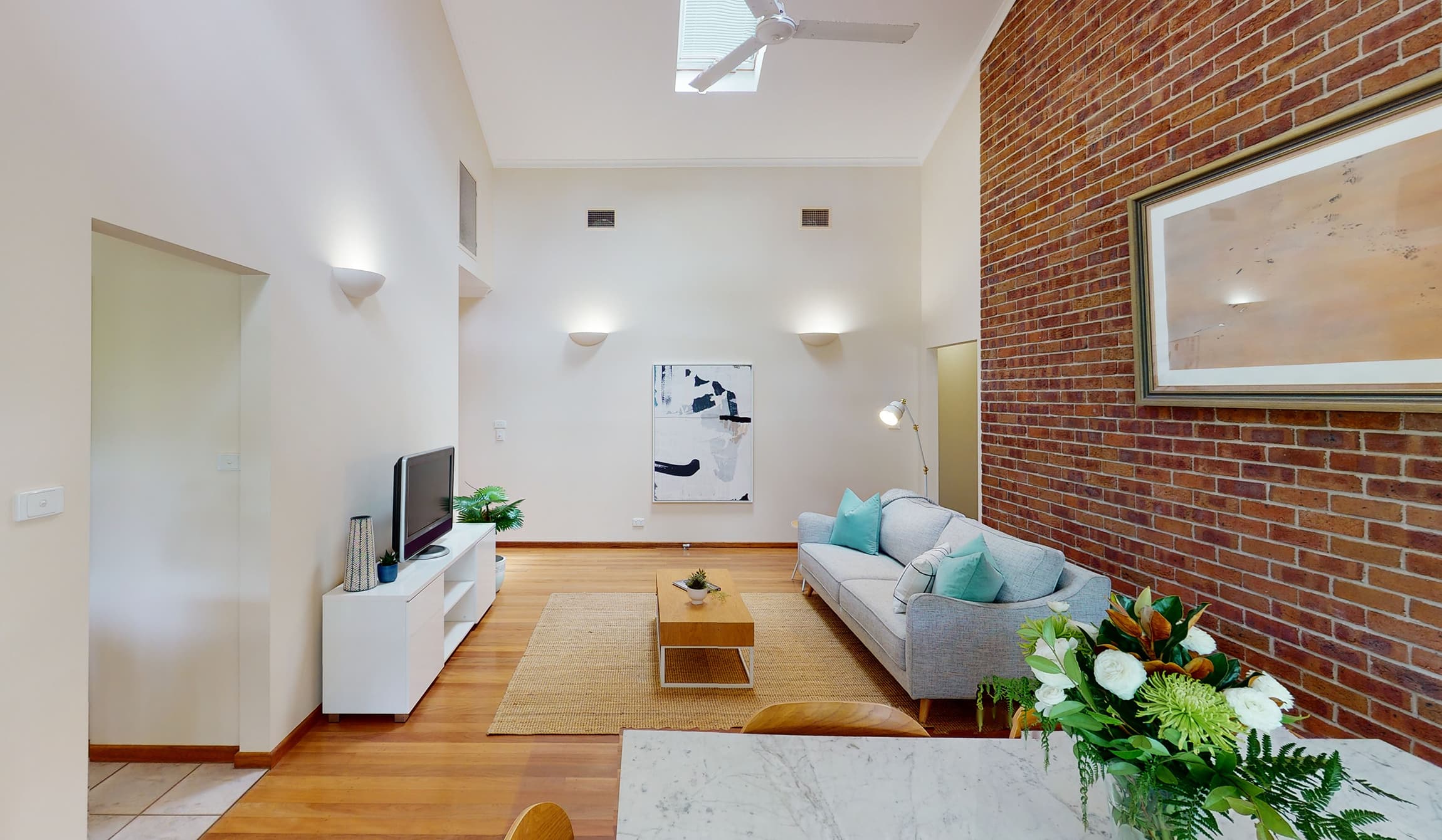 32 Lake Russell Drive, Emerald Beach, Emerald Beach - Thumbnail 8