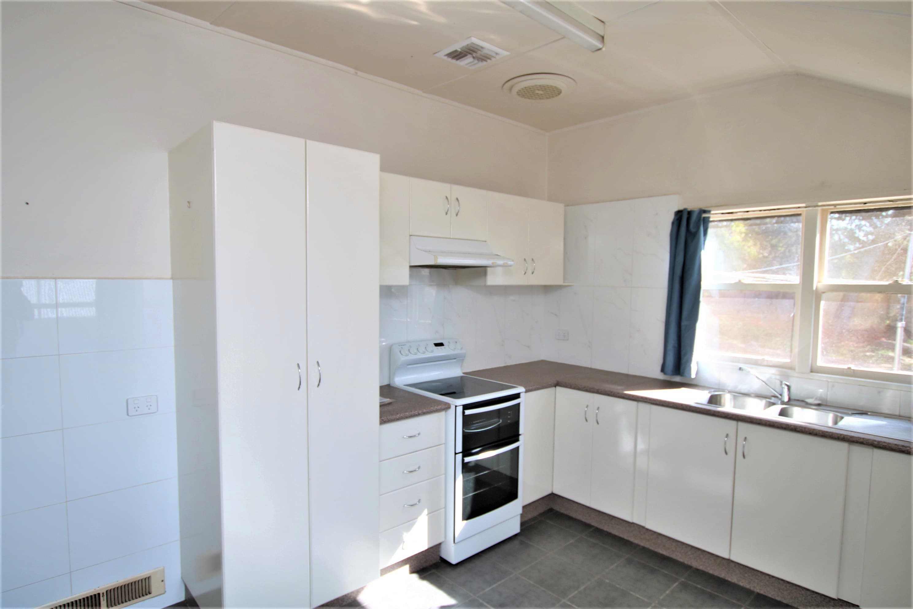 10 Gerelong Place, Cooma, Cooma - Thumbnail 7
