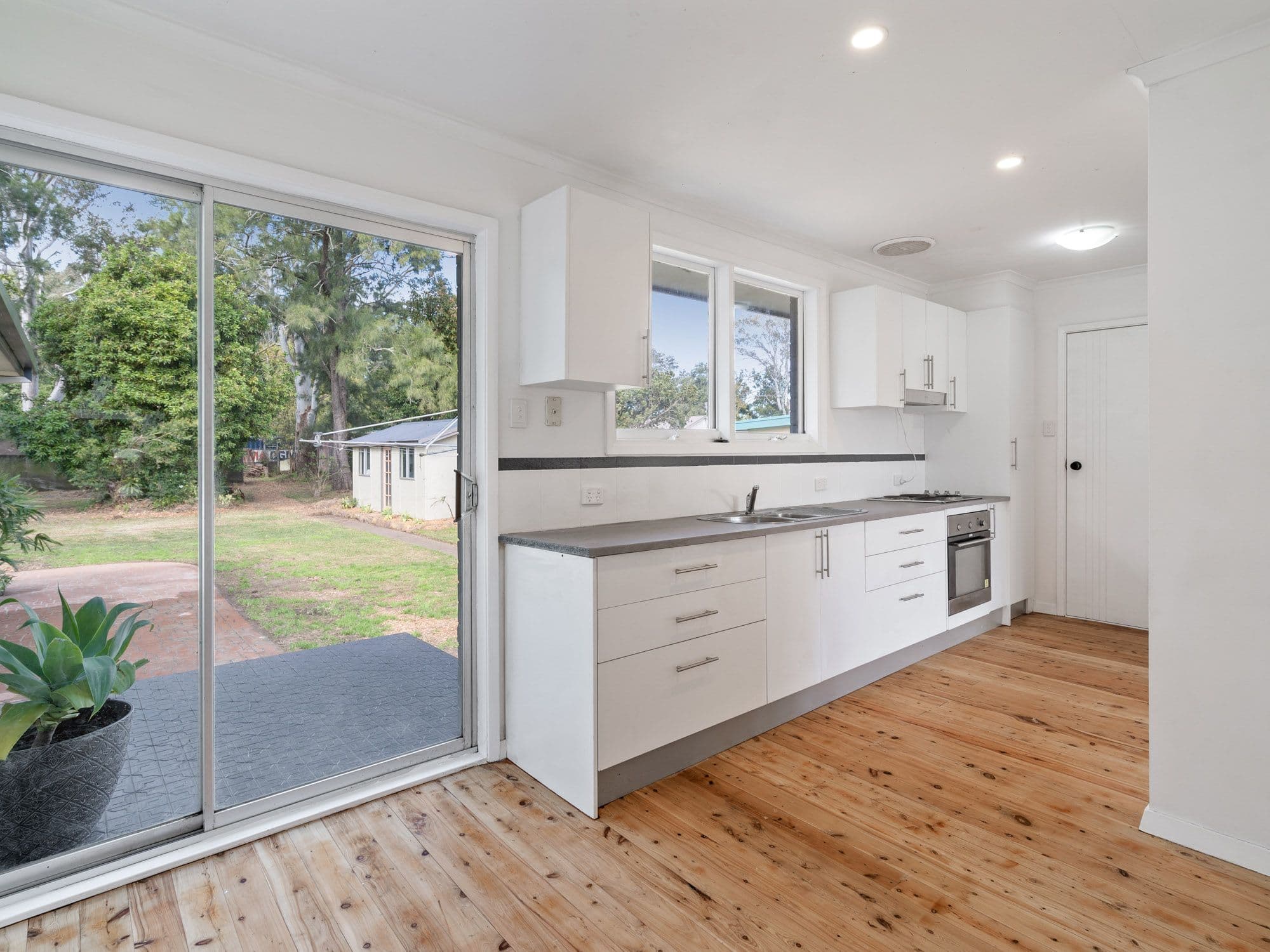 21 Pollock Avenue, Wyong, Wyong - Thumbnail 3