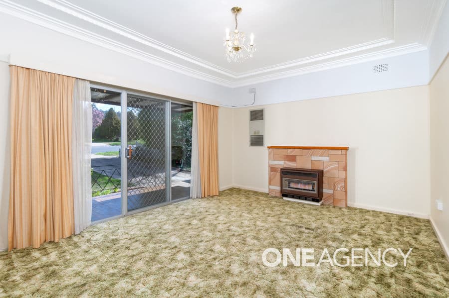 343 LAKE ALBERT Road, Kooringal, Kooringal - Thumbnail 2